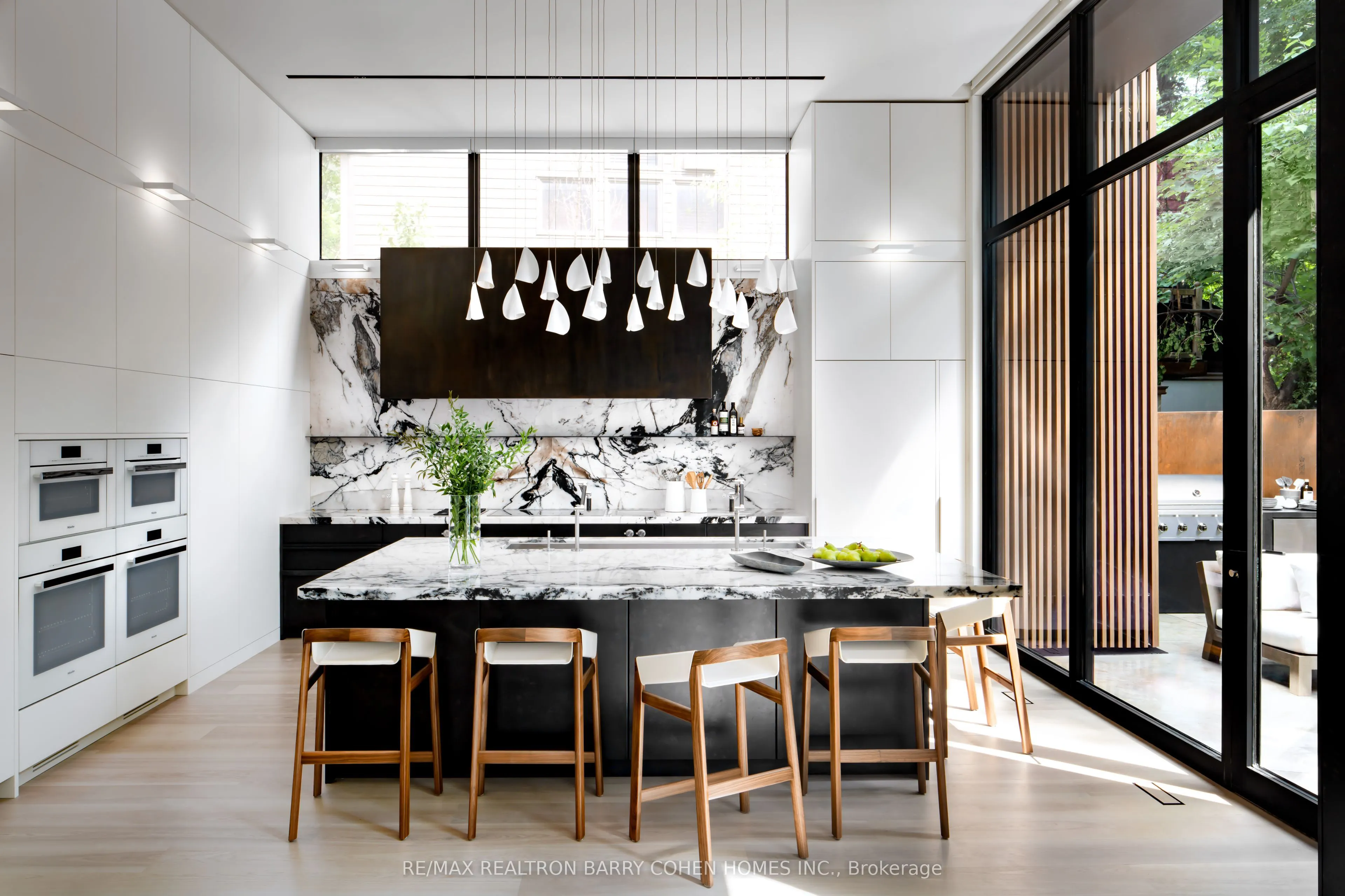7 Waxwing Place