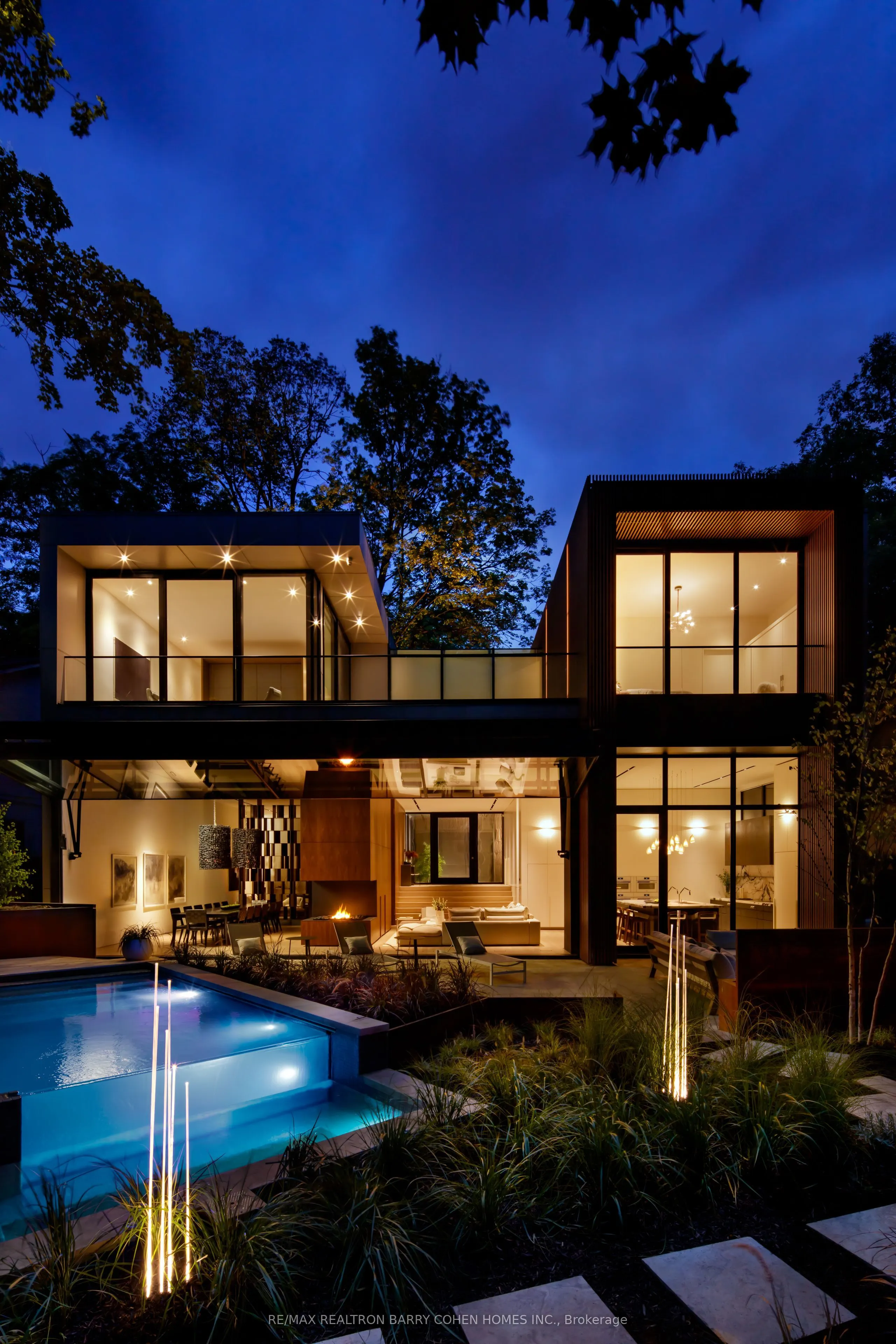 7 Waxwing Place