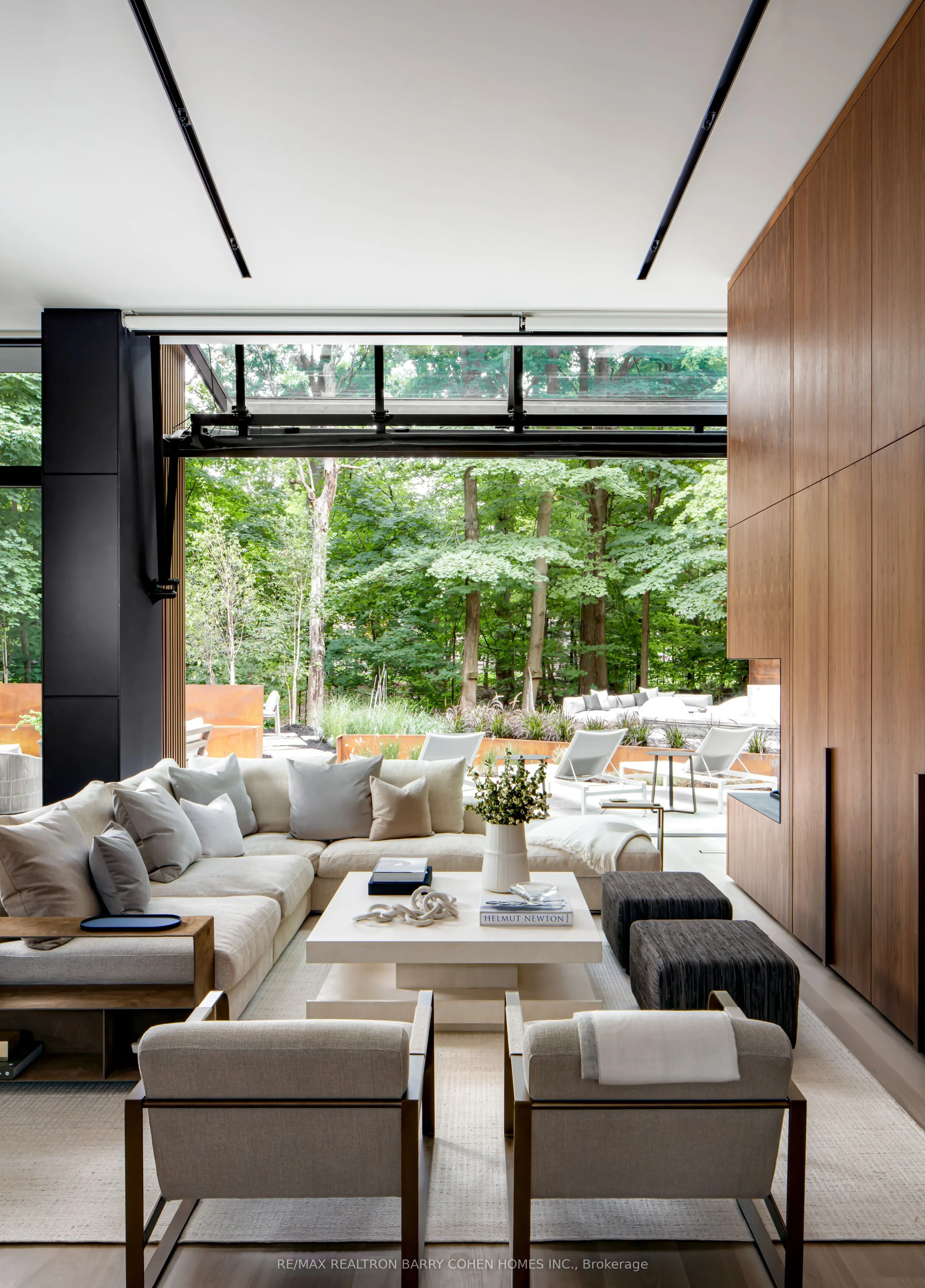 7 Waxwing Place