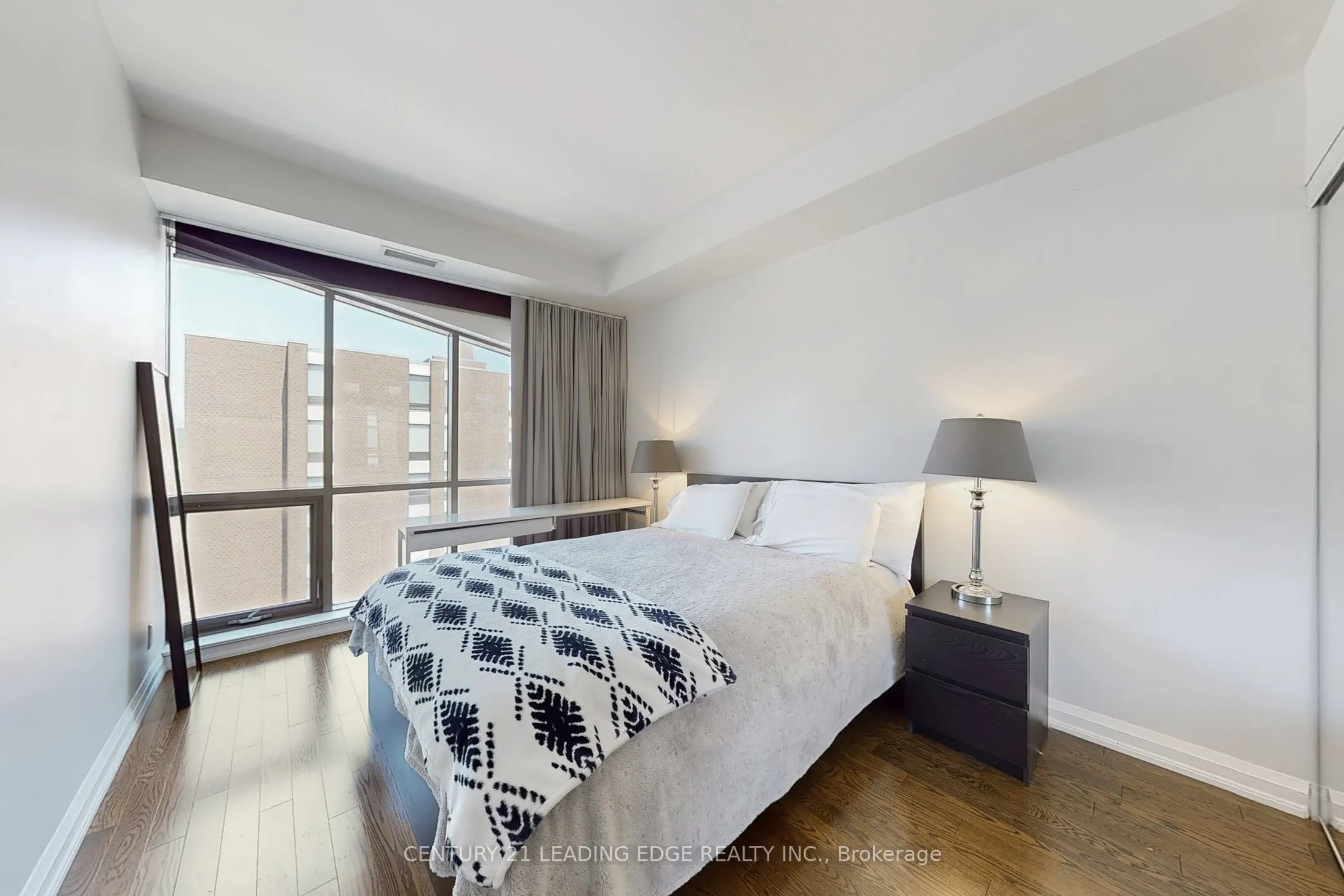 3 Mcalpine Street, #502