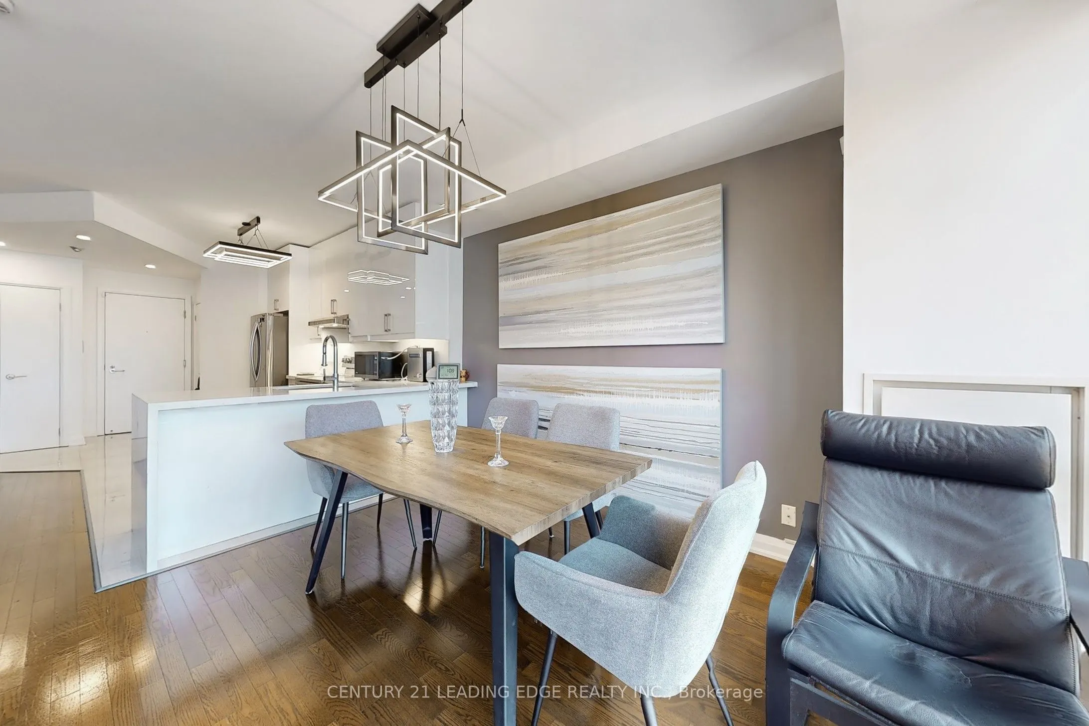 3 Mcalpine Street, #502