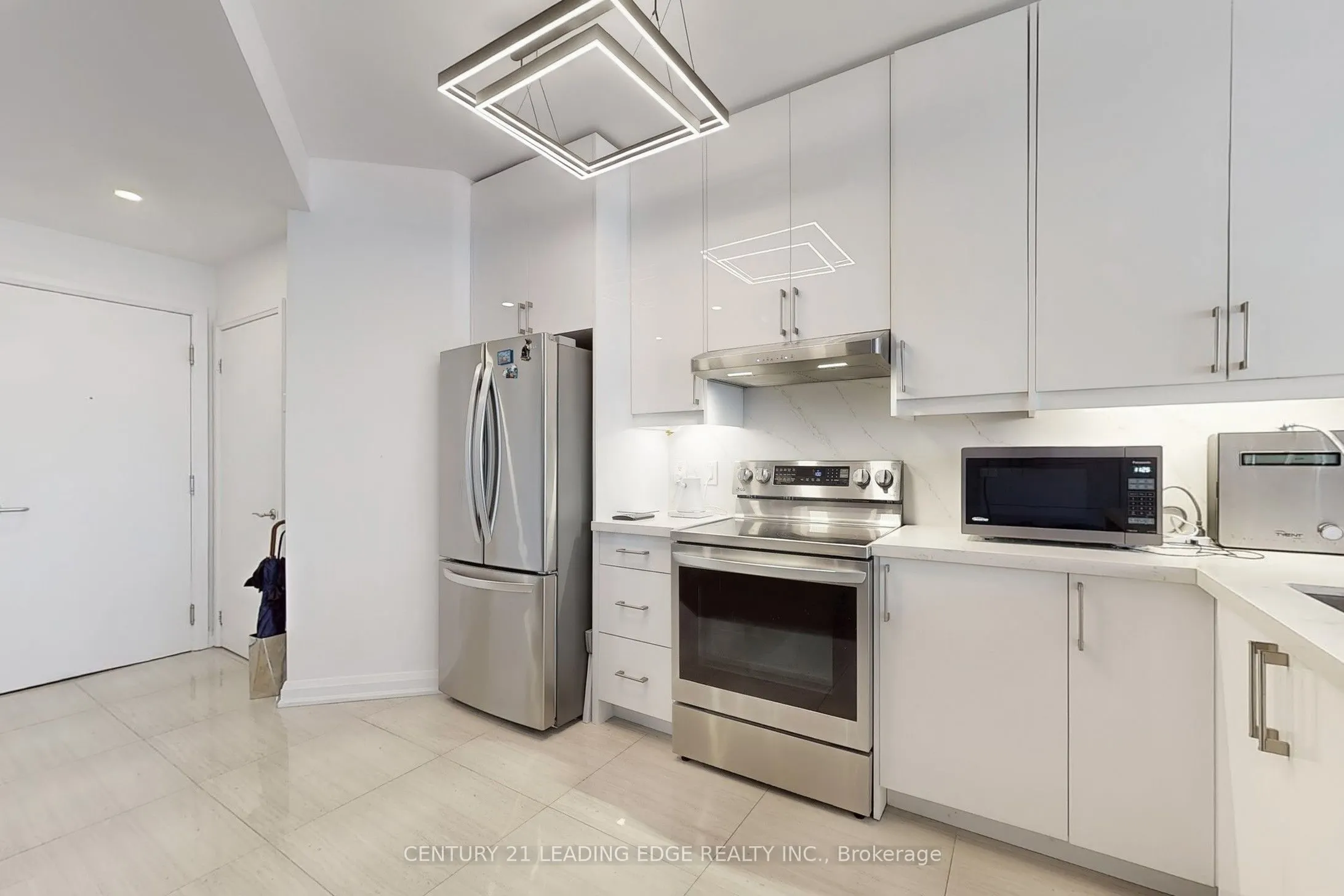 3 Mcalpine Street, #502