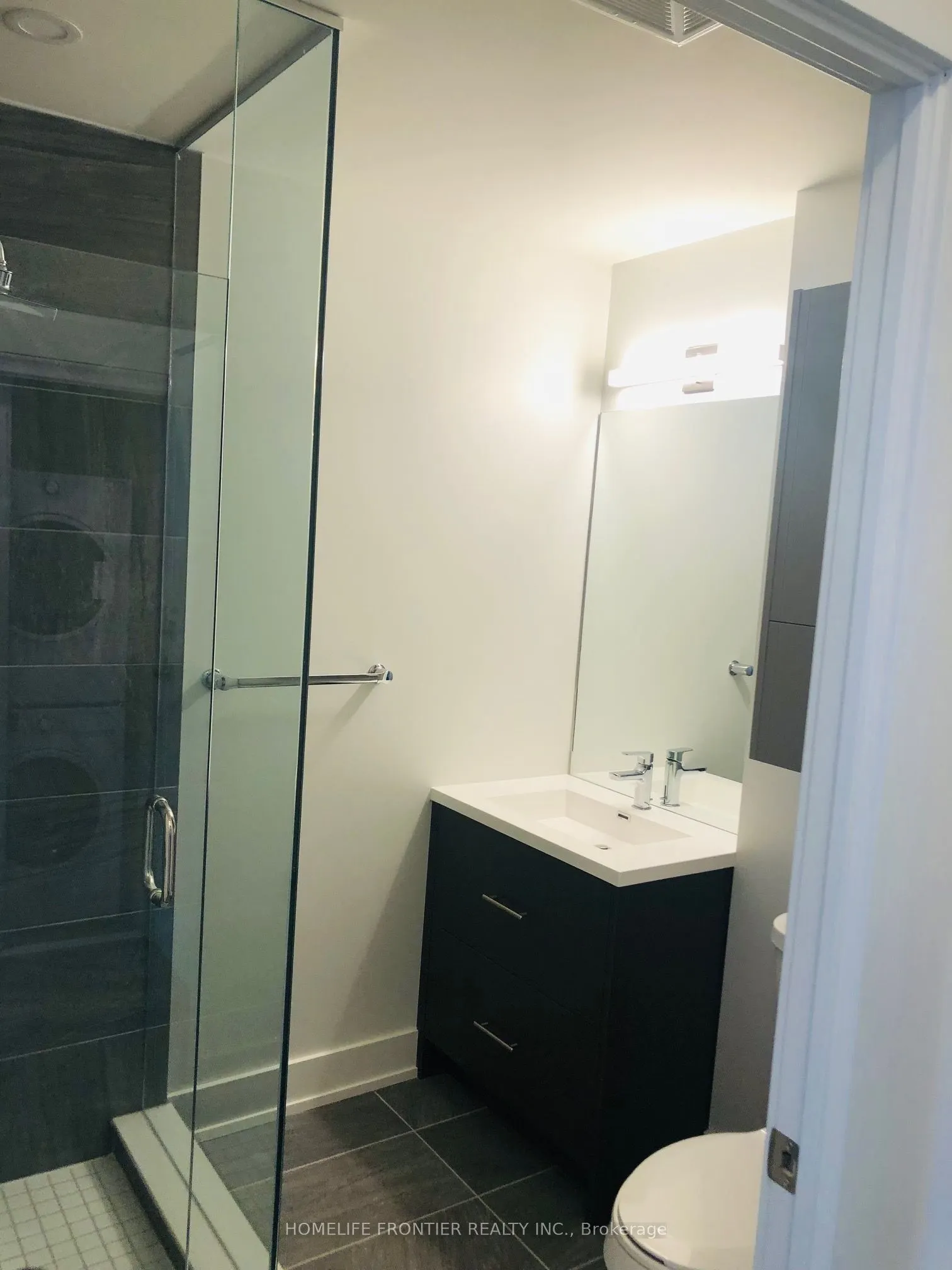 180 Fairview Mall Drive W, #706