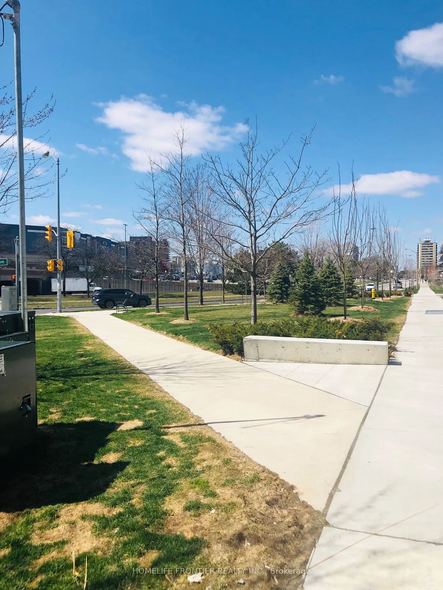 180 Fairview Mall Drive W, #706