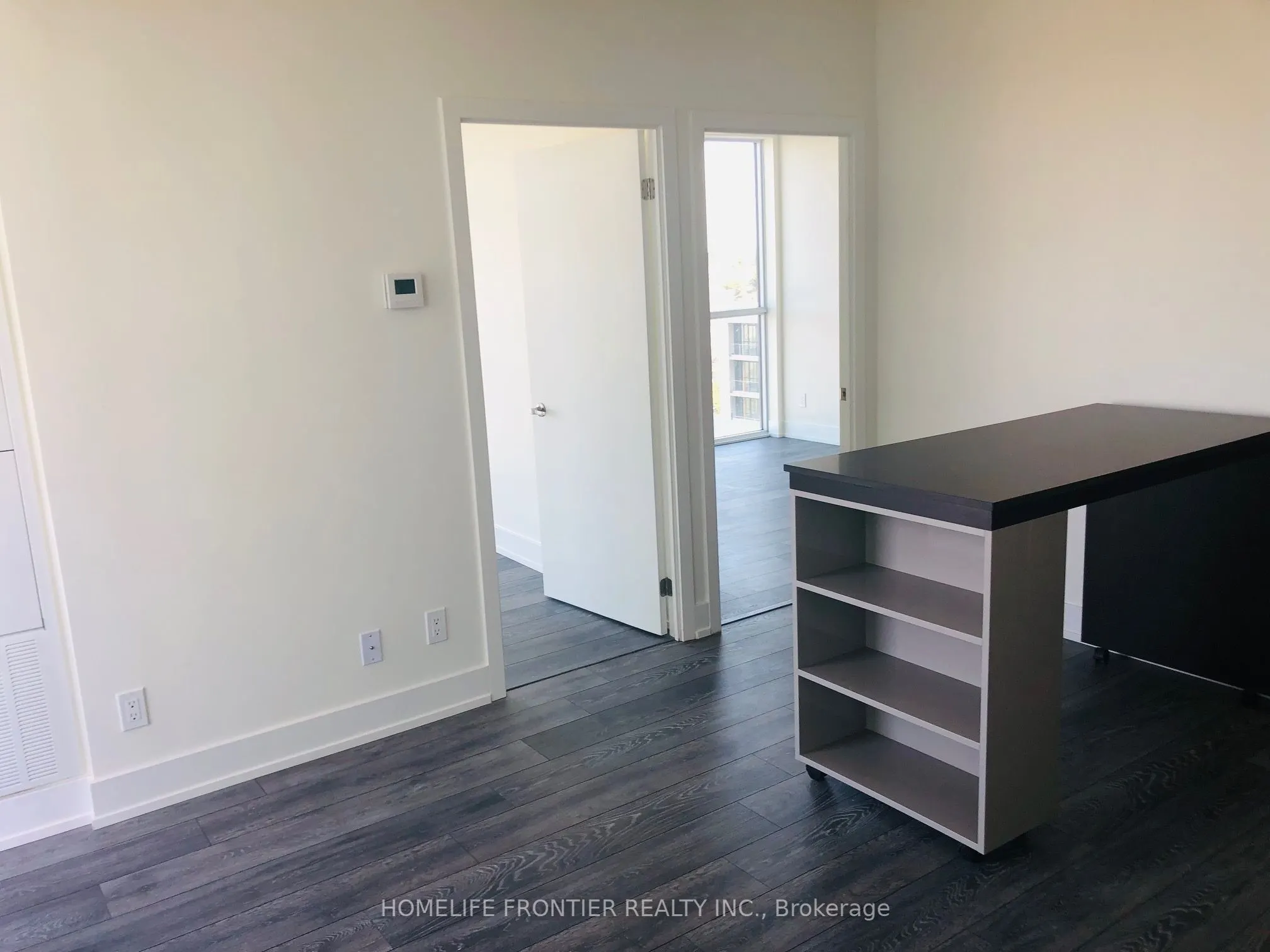 180 Fairview Mall Drive W, #706