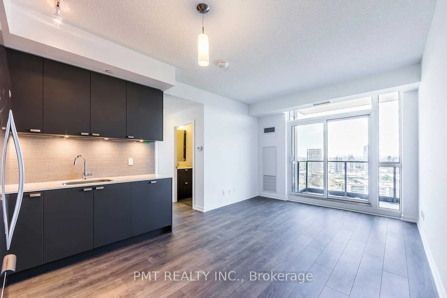 56 Forest Manor Road, #2710