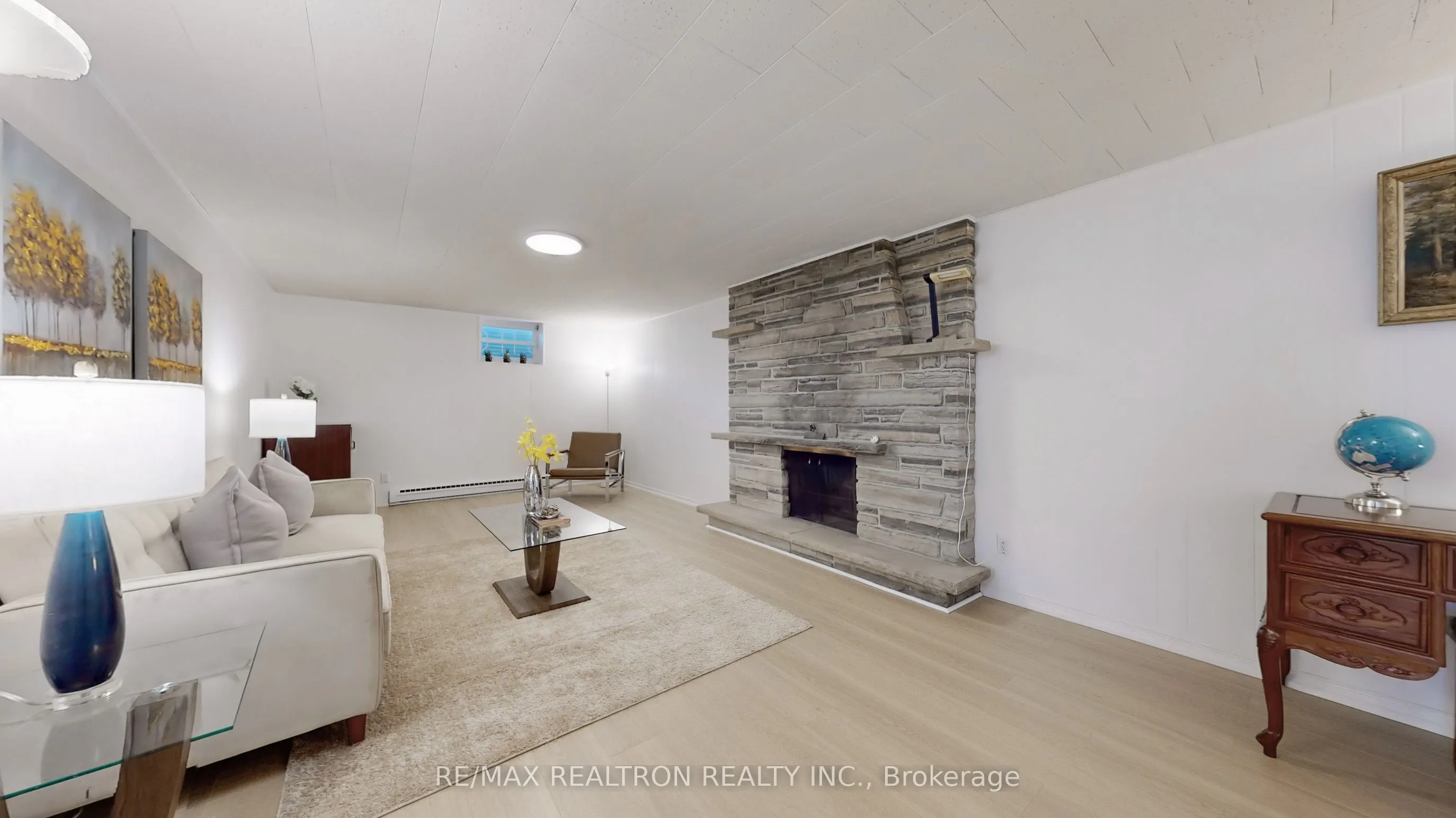 20 Zircon Court