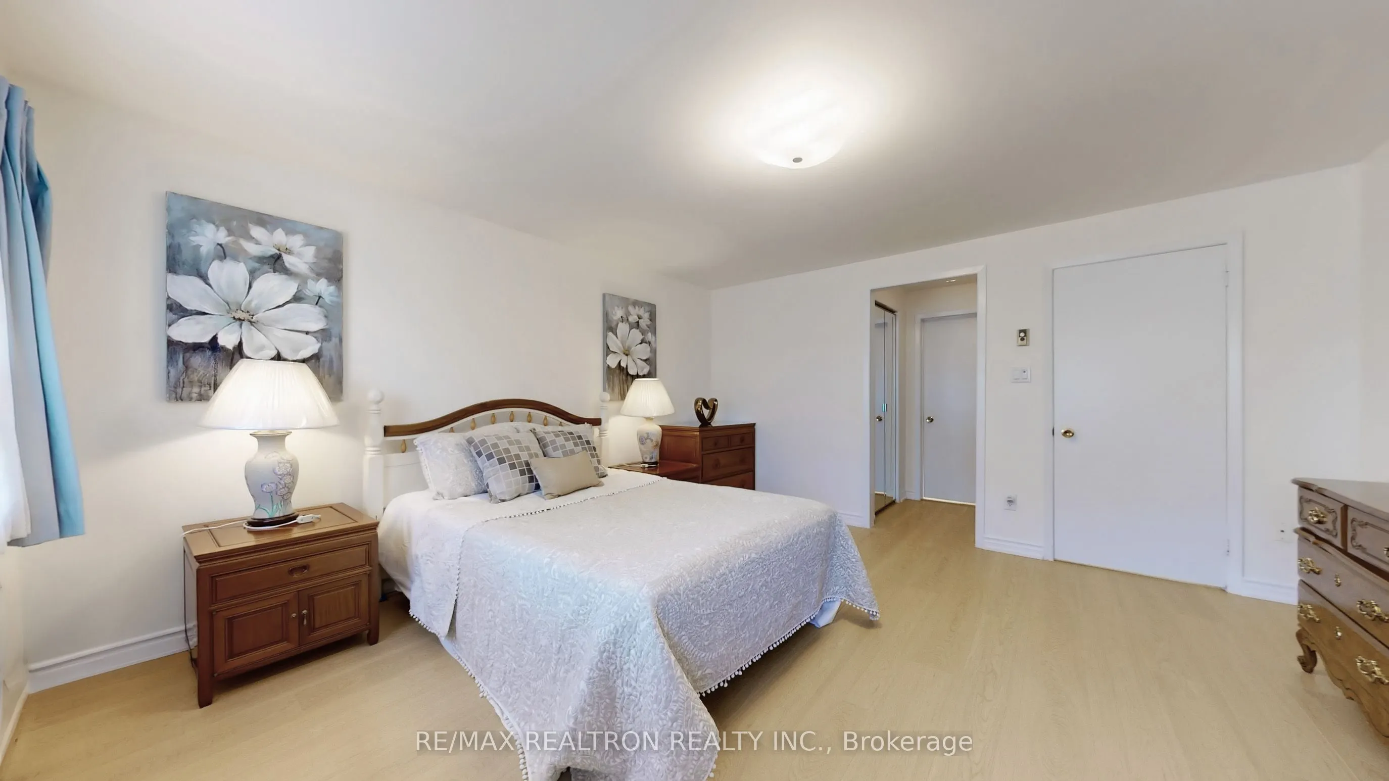 20 Zircon Court