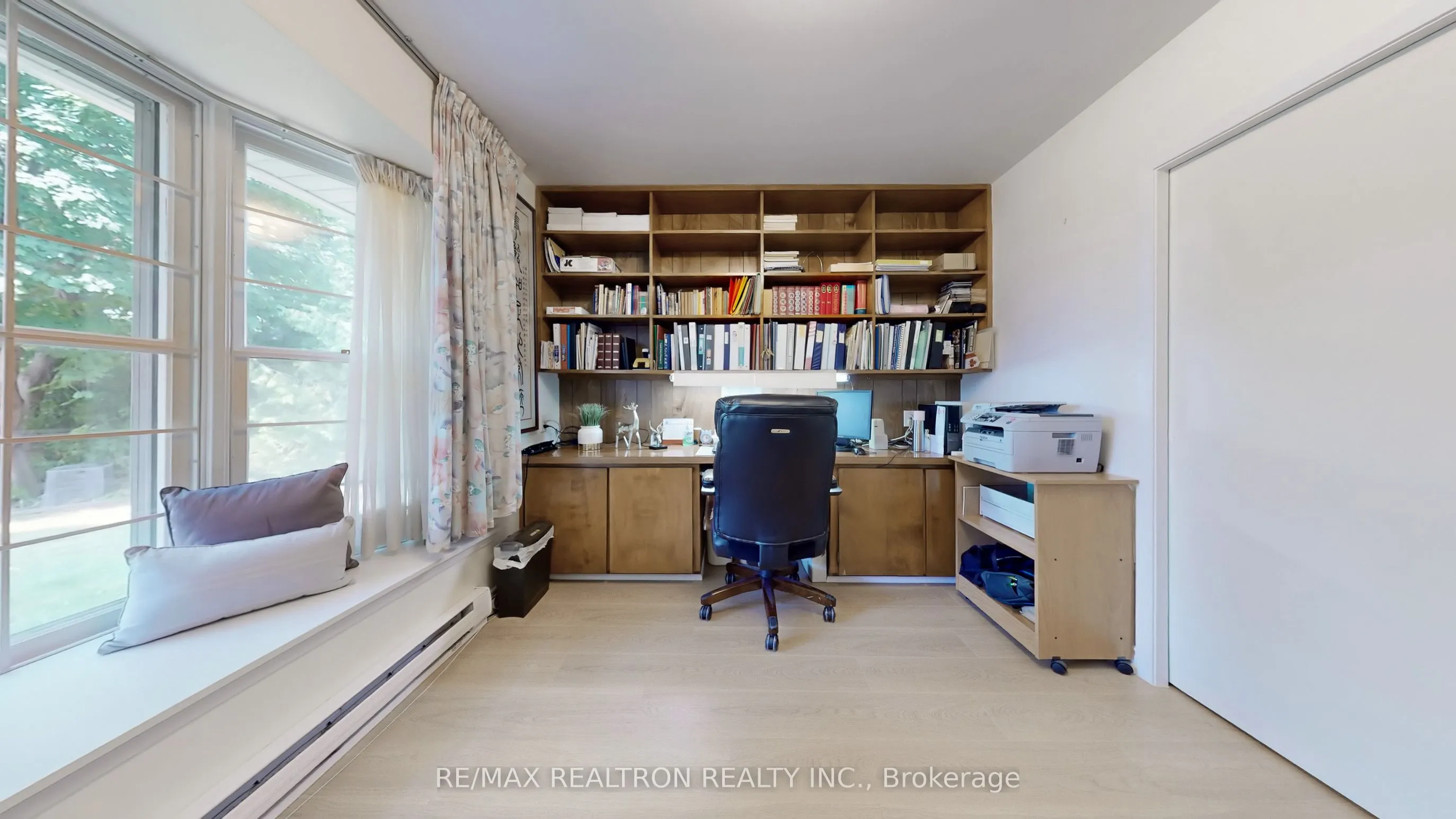 20 Zircon Court