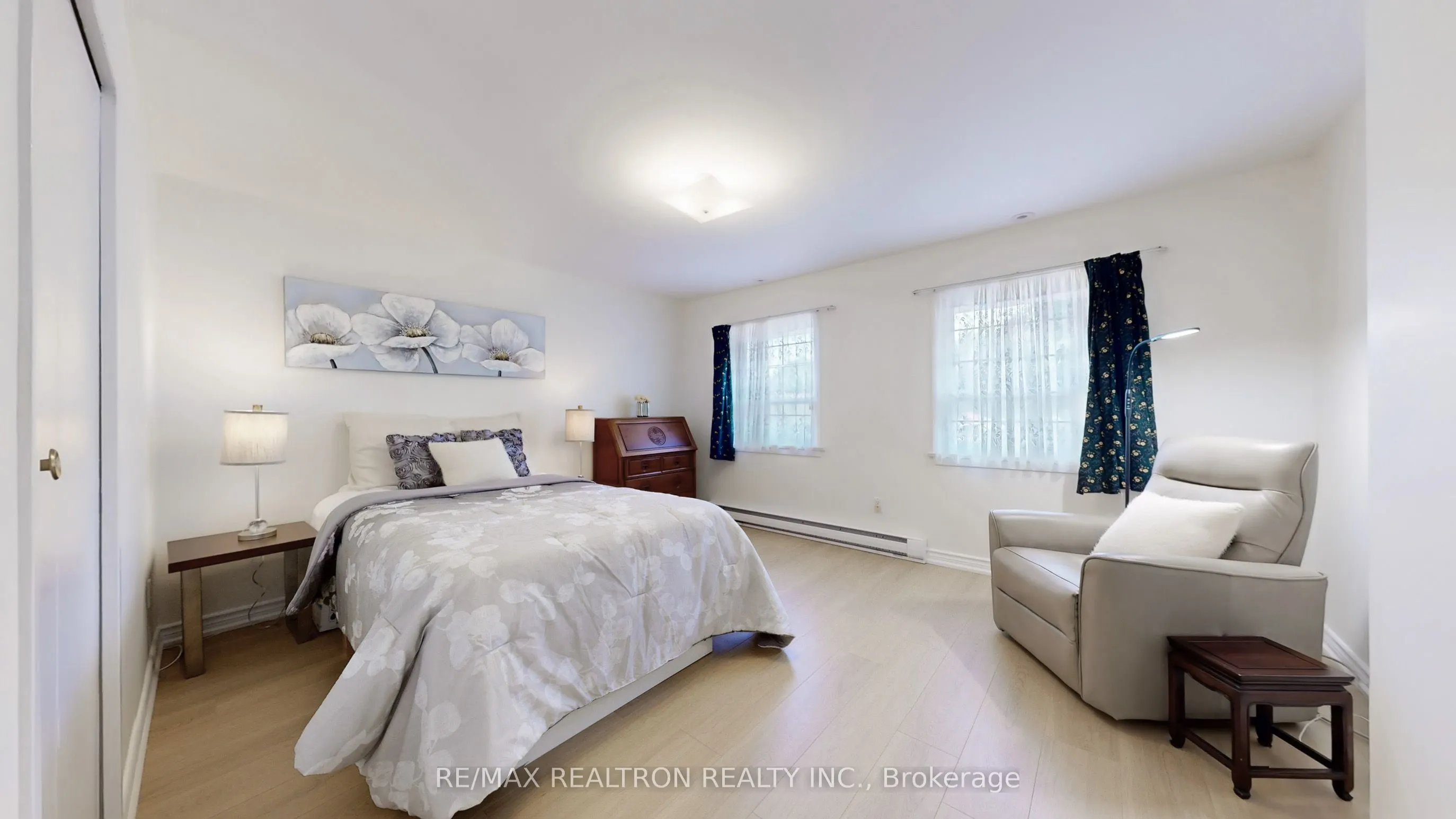 20 Zircon Court