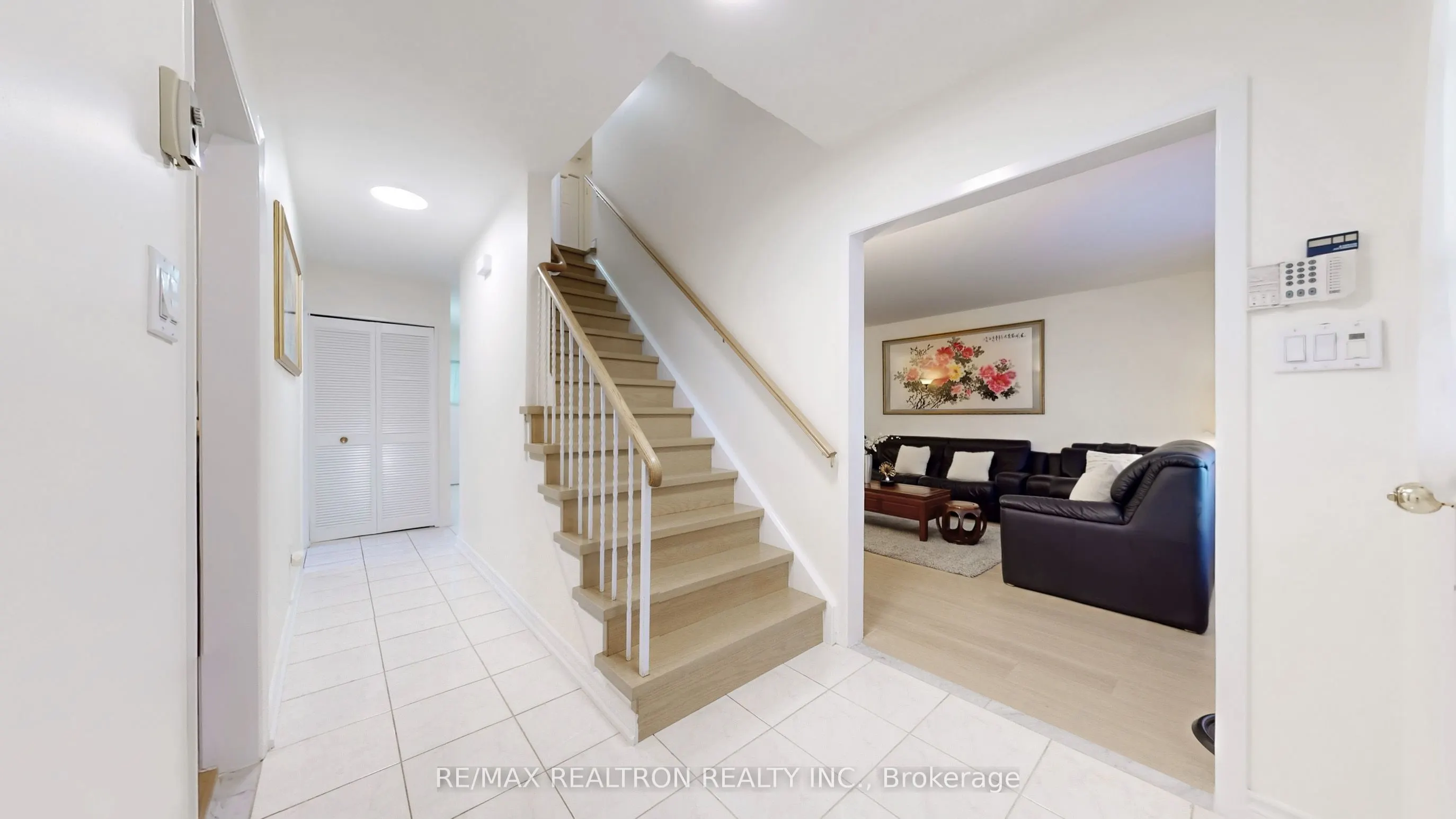 20 Zircon Court