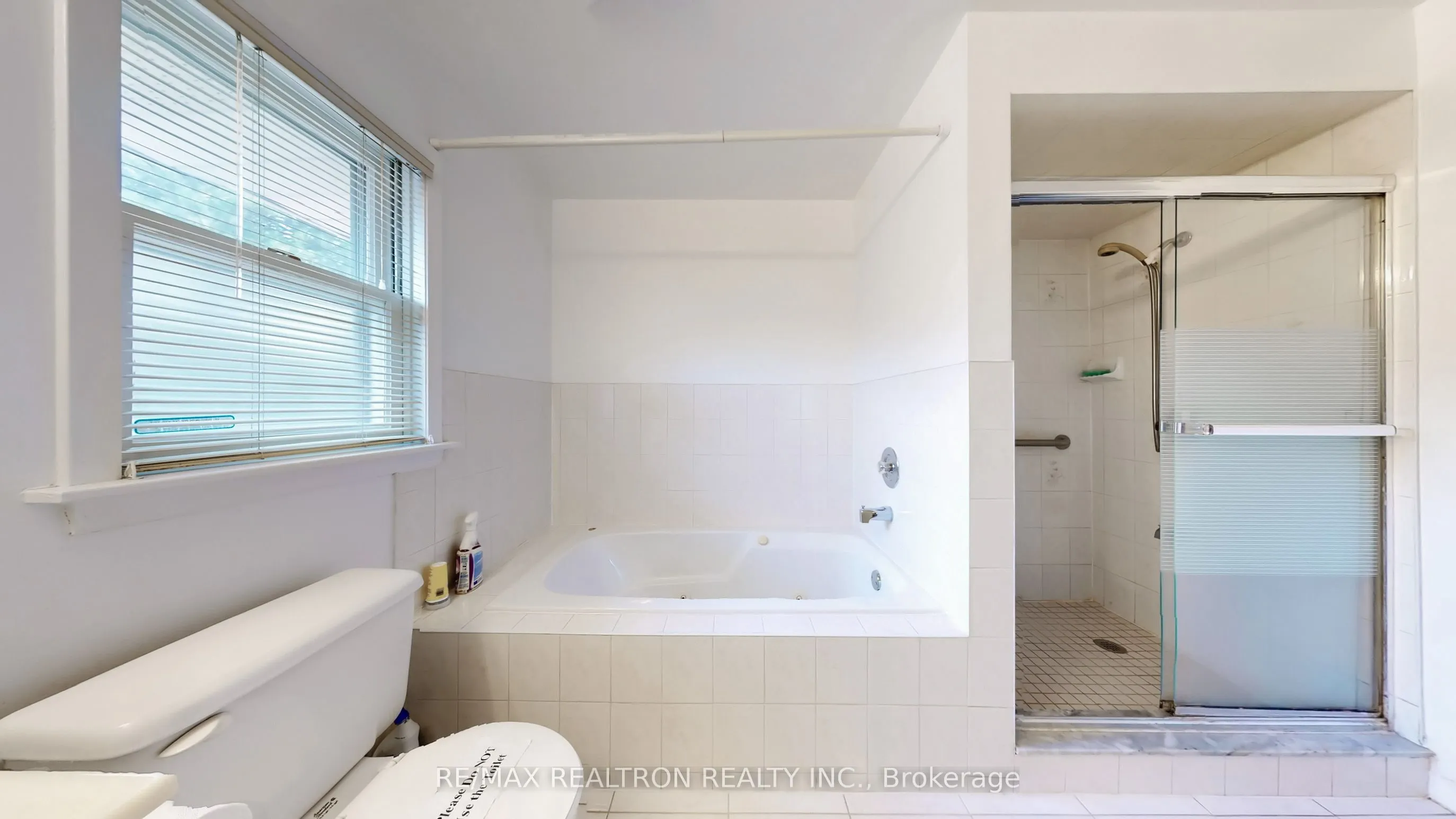 20 Zircon Court