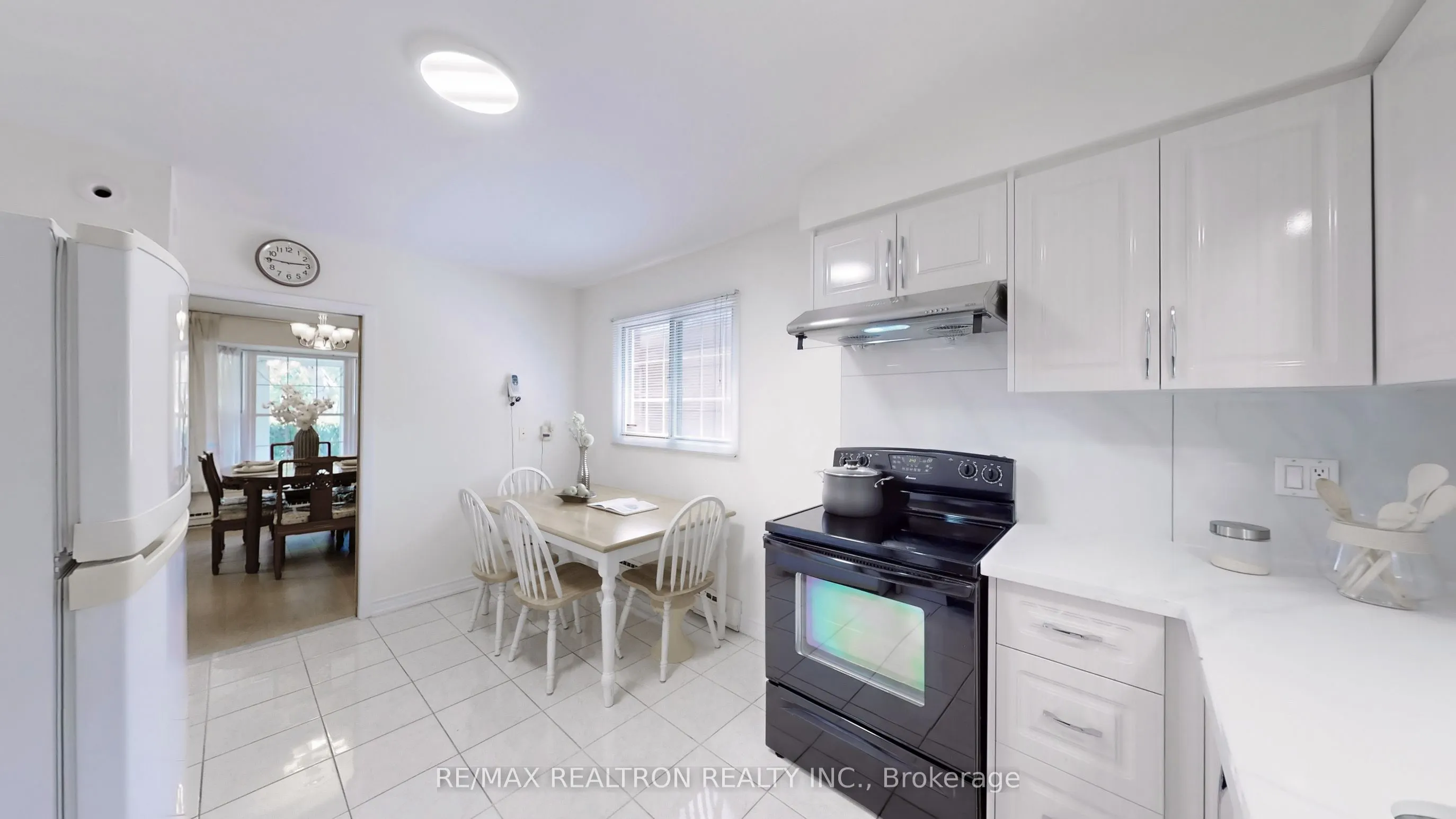 20 Zircon Court
