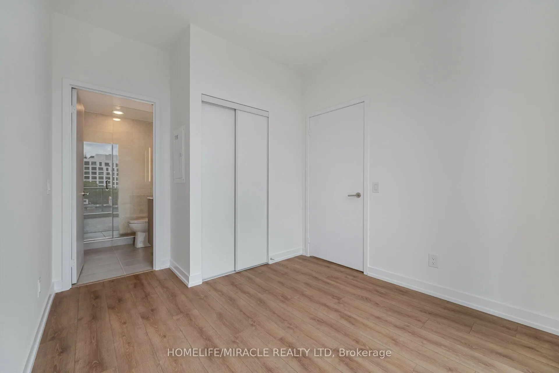 500 Dupont Street, #317