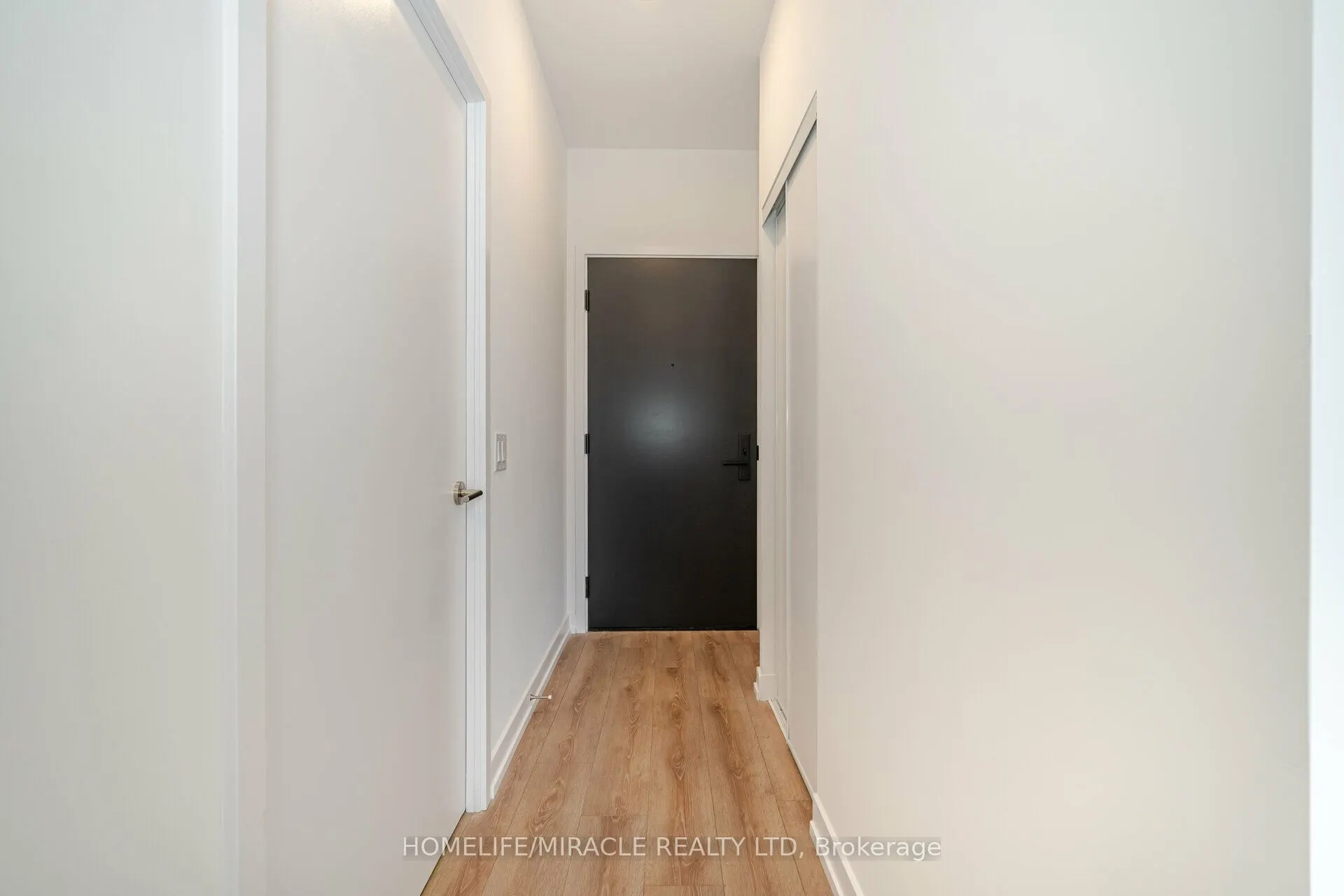 500 Dupont Street, #317