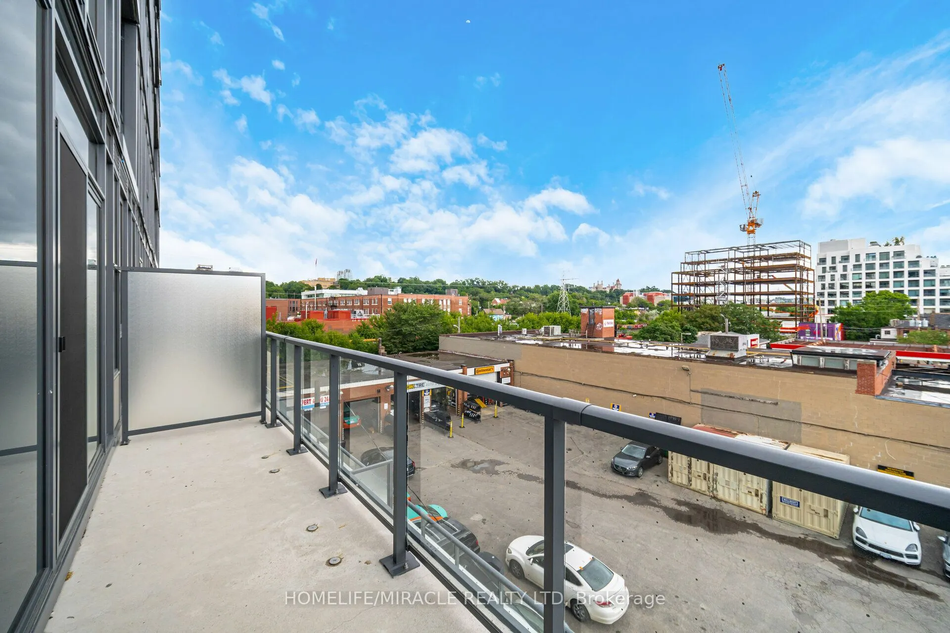 500 Dupont Street, #317