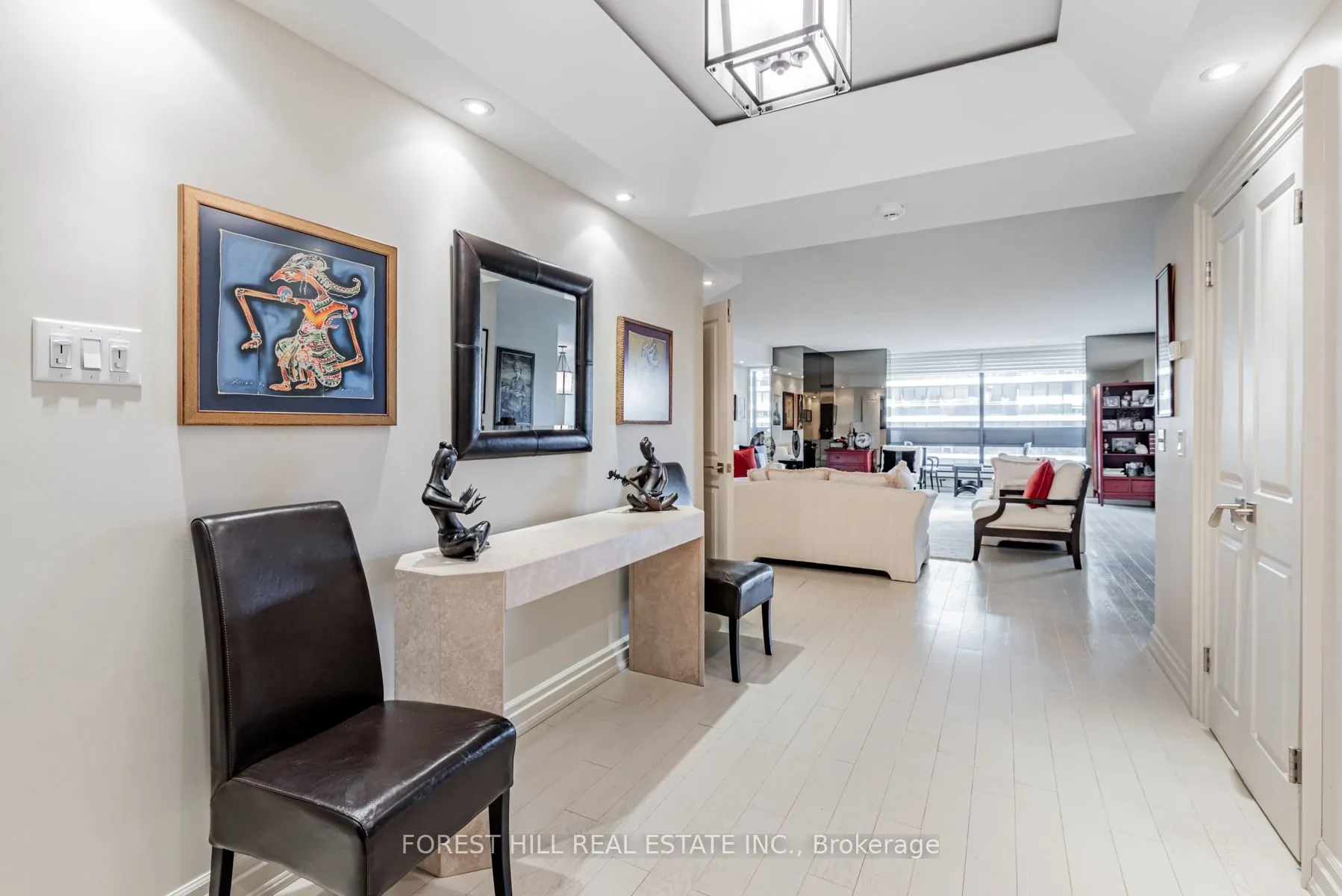 55 Prince Arthur Avenue, #901