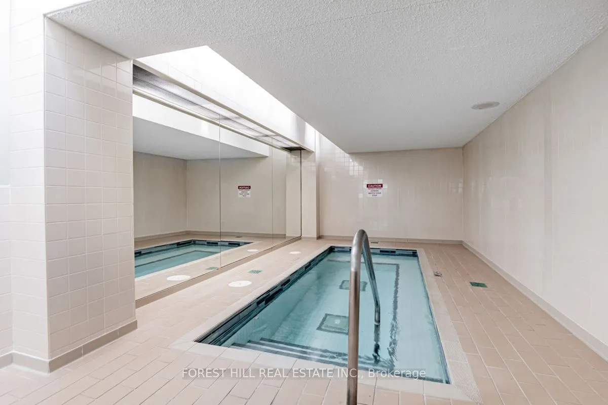 55 Prince Arthur Avenue, #901