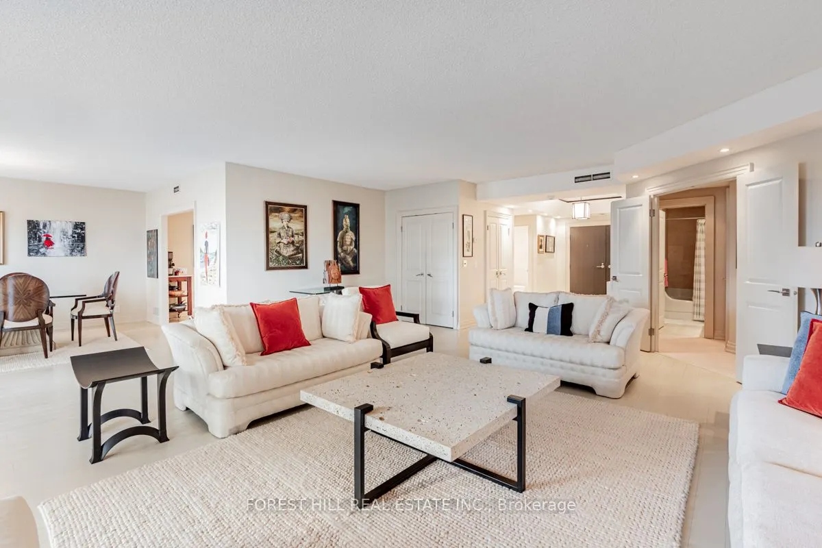 55 Prince Arthur Avenue, #901