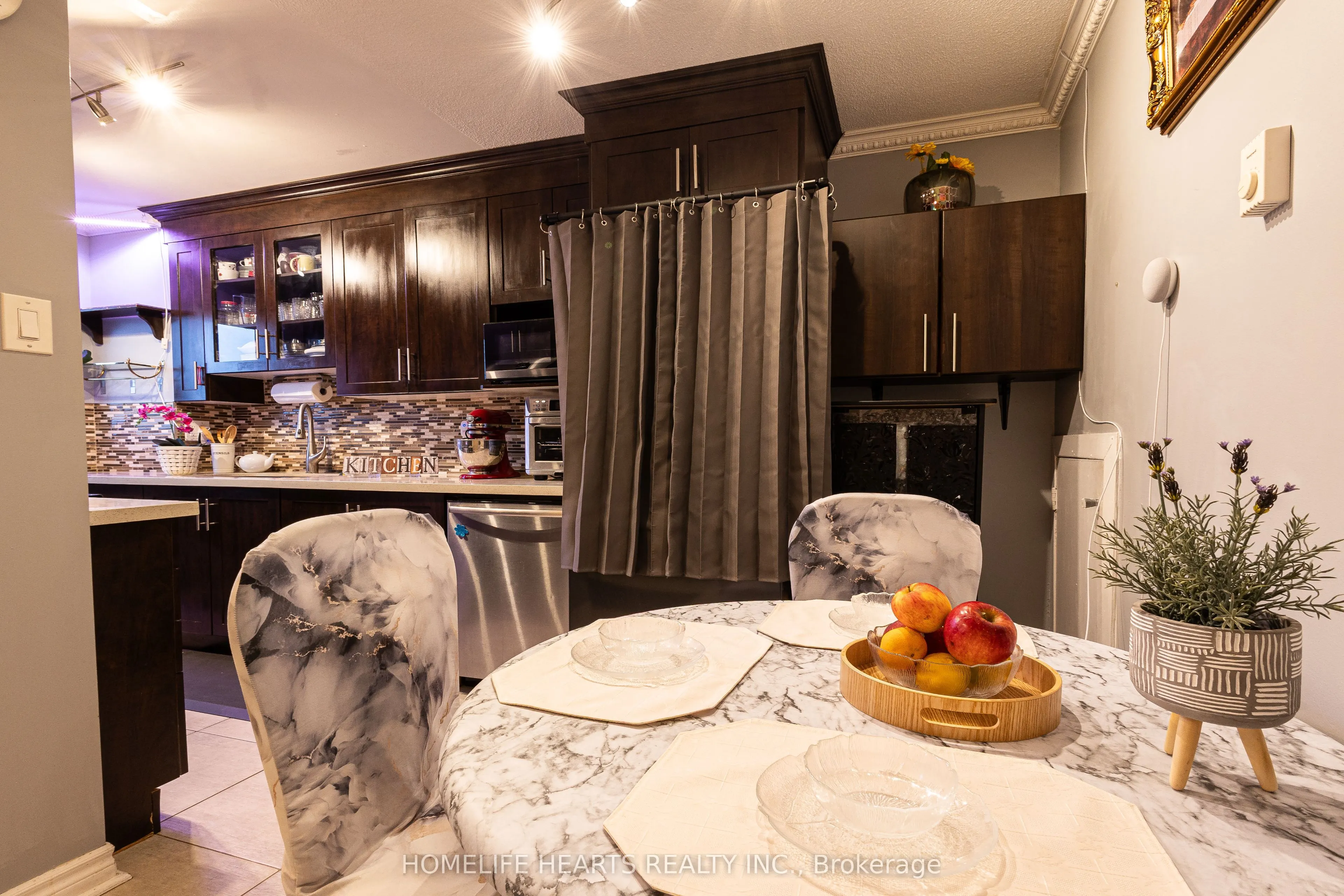 140 Leeward Glenway E, #316