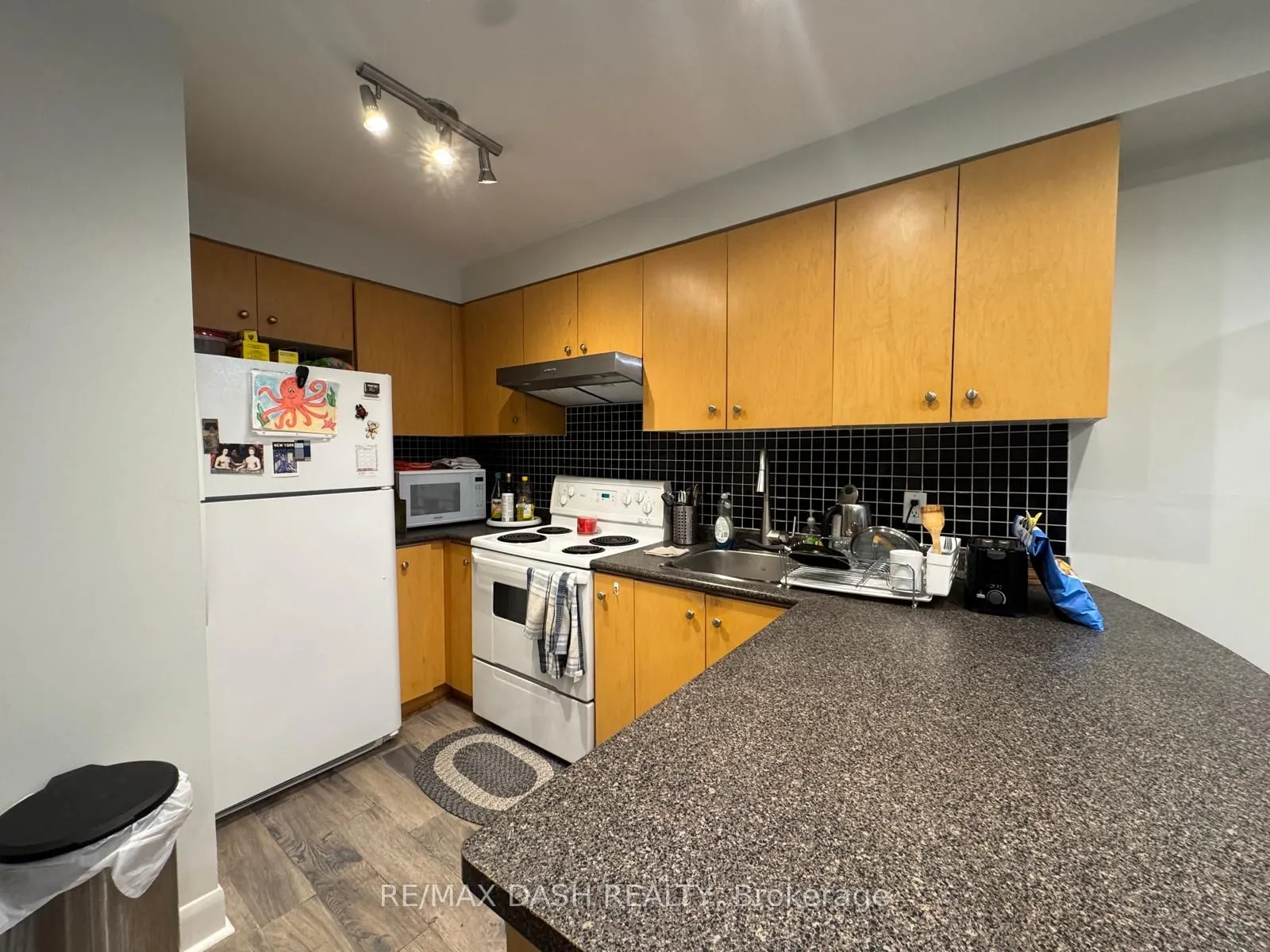 415 Jarvis Street, #154