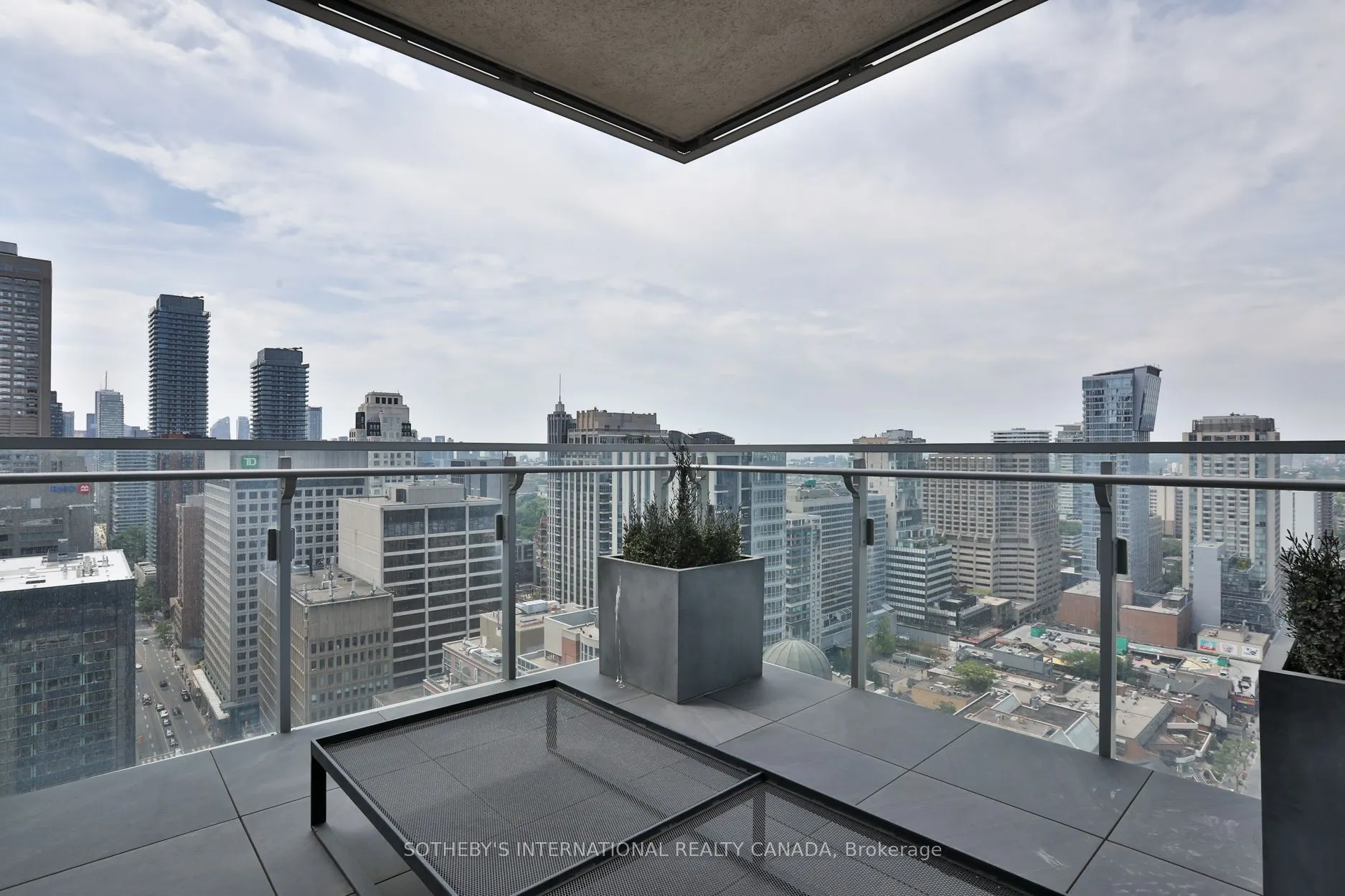 50 Yorkville Avenue, #2503/2504