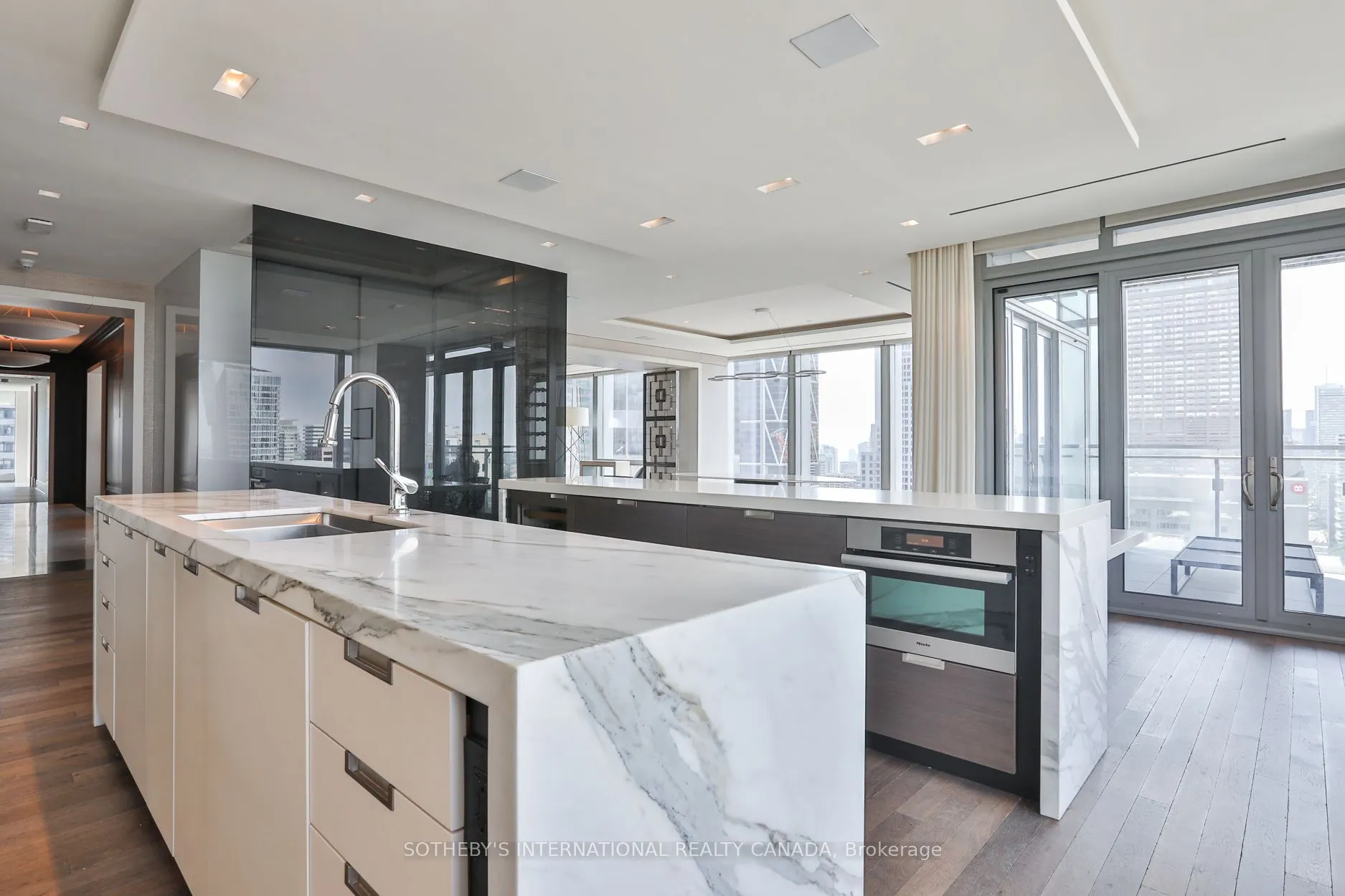 50 Yorkville Avenue, #2503/2504