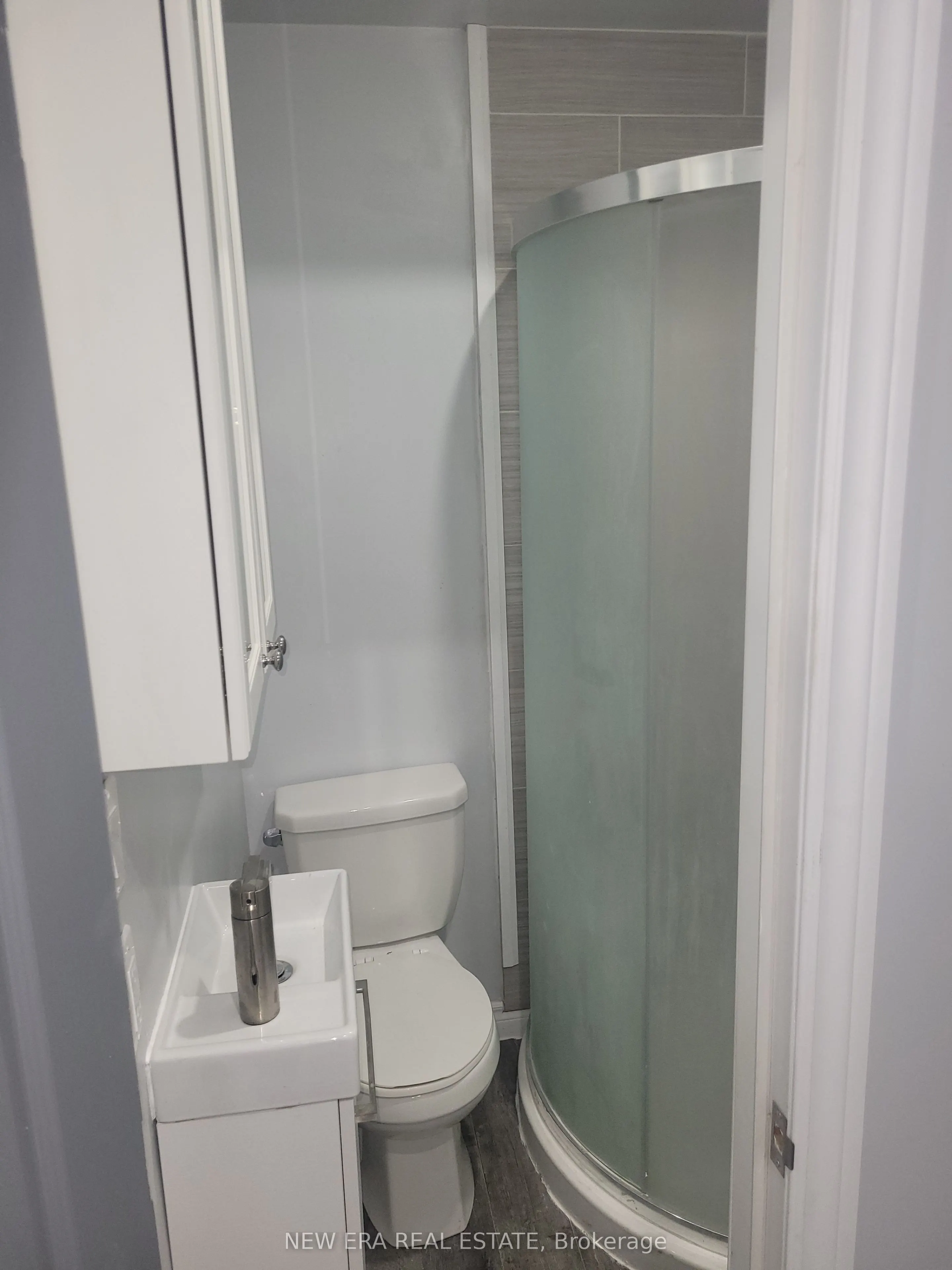 850 Bathurst Street