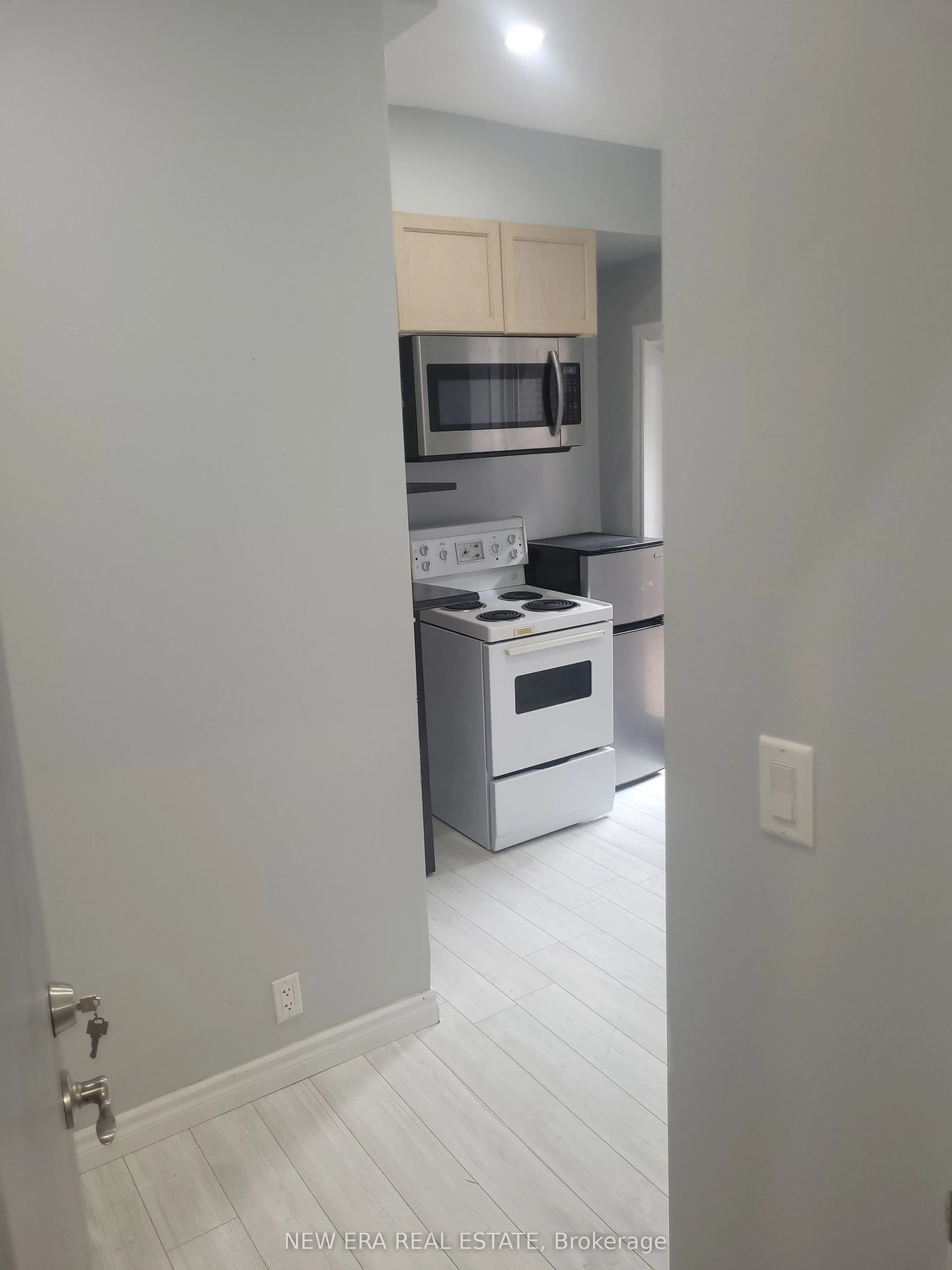 850 Bathurst Street