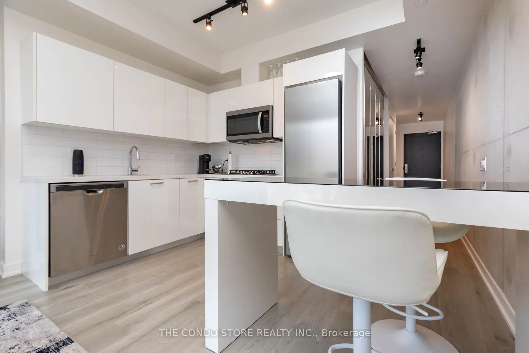 55 Ontario Street, #614
