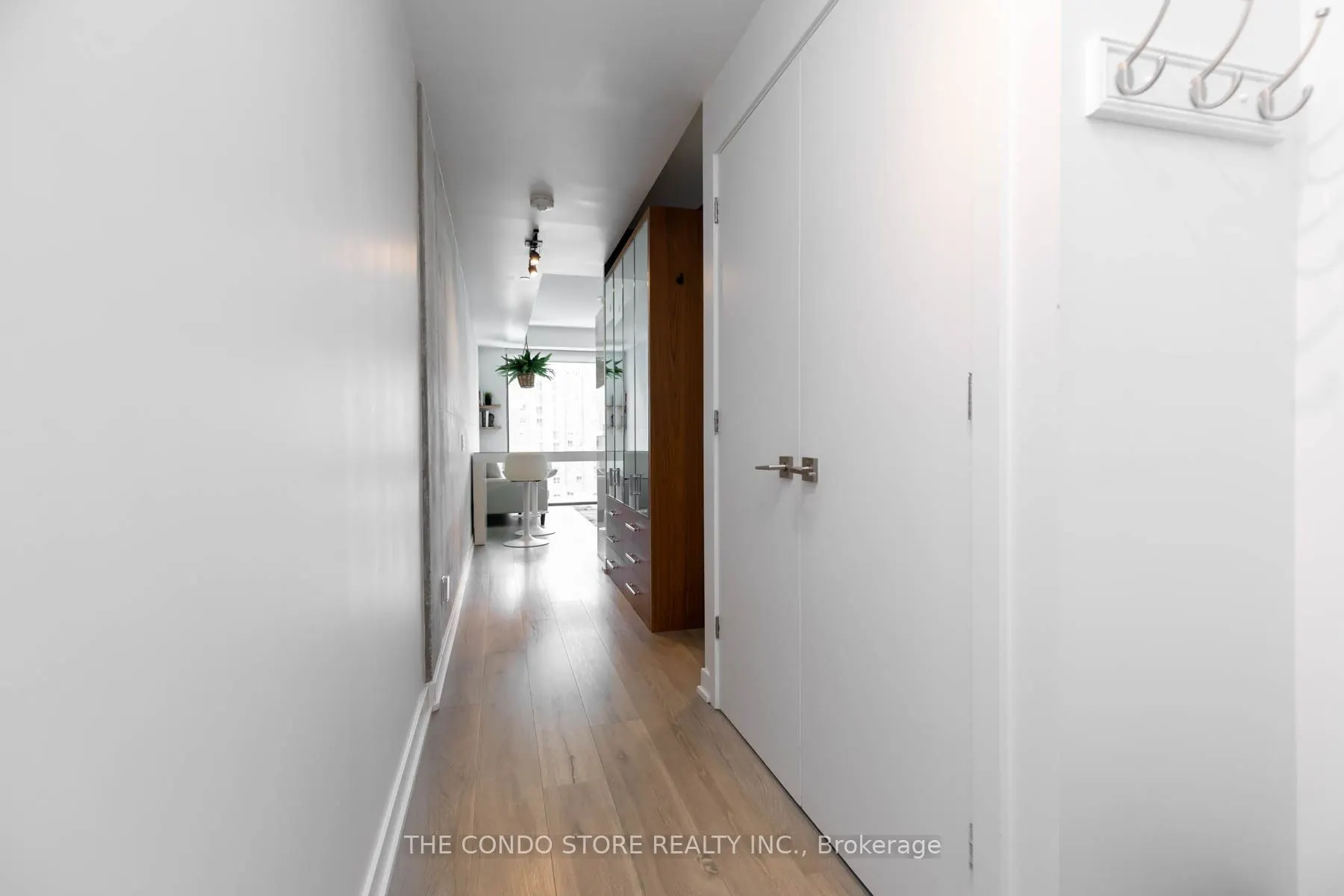55 Ontario Street, #614