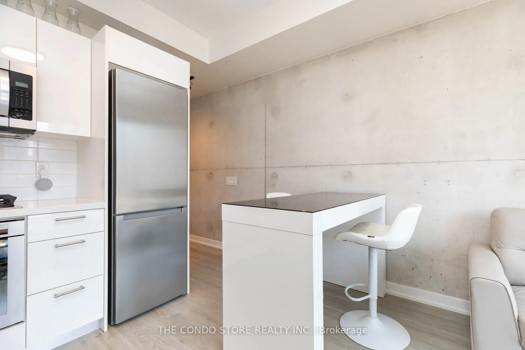 55 Ontario Street, #614