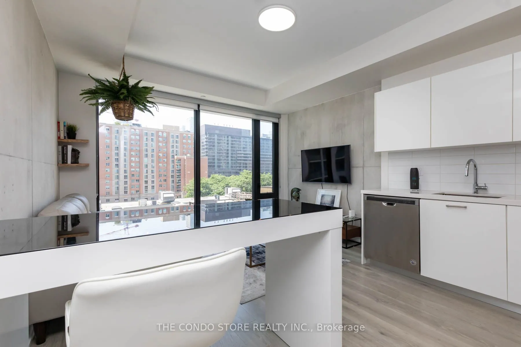 55 Ontario Street, #614
