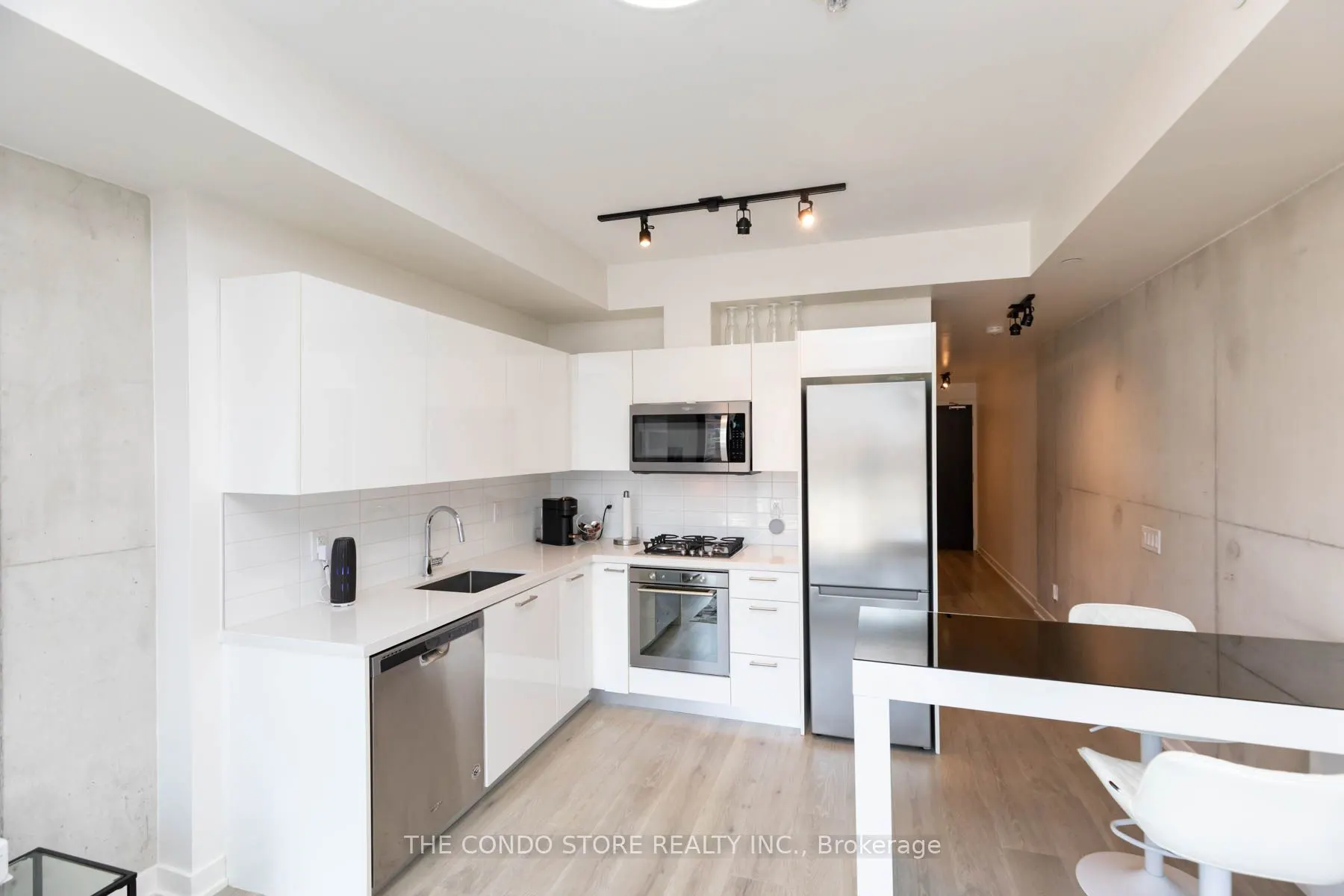 55 Ontario Street, #614