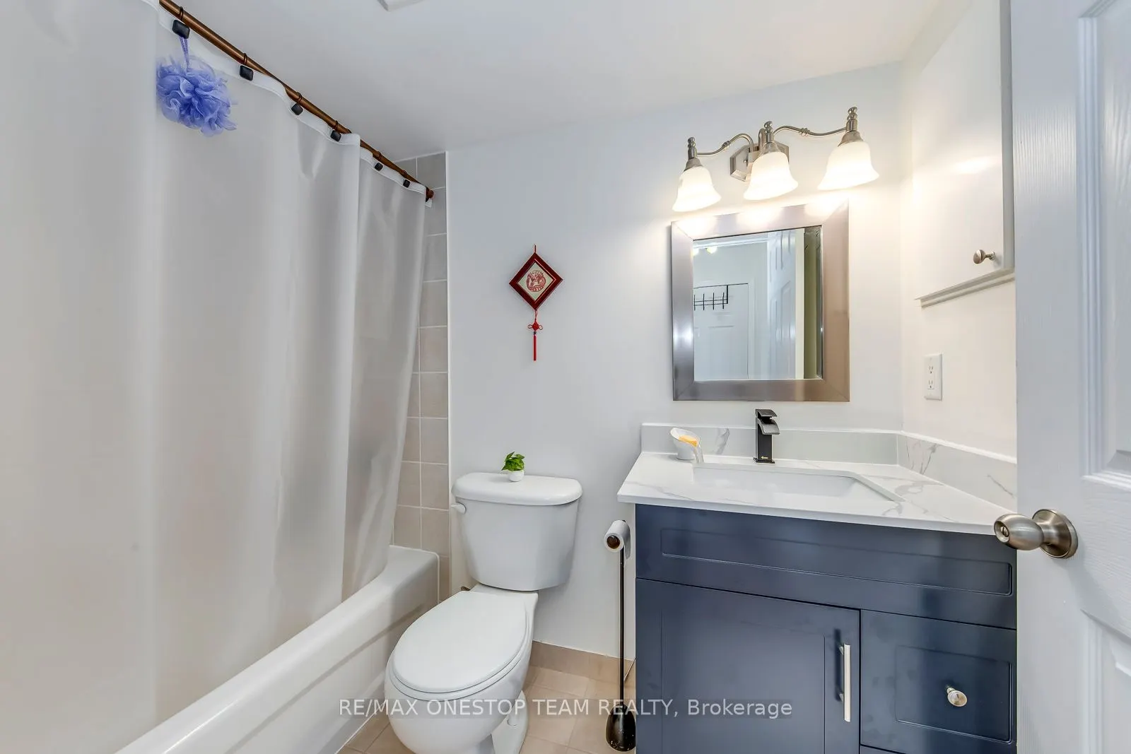5940 Yonge Street, #303