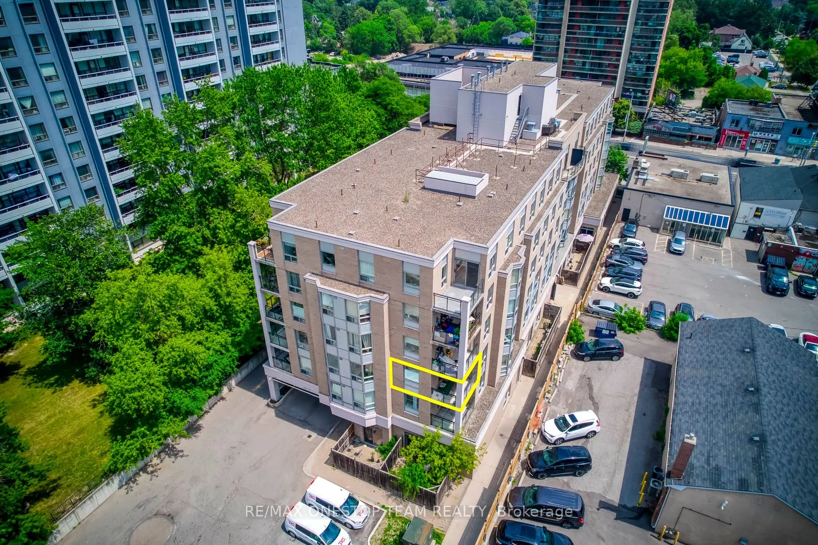 5940 Yonge Street, #303