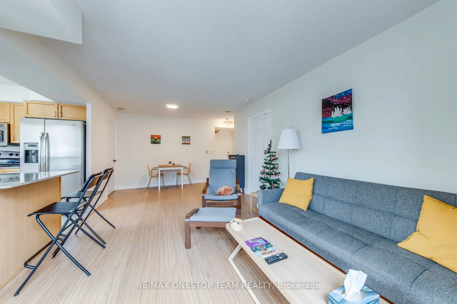 5940 Yonge Street, #303