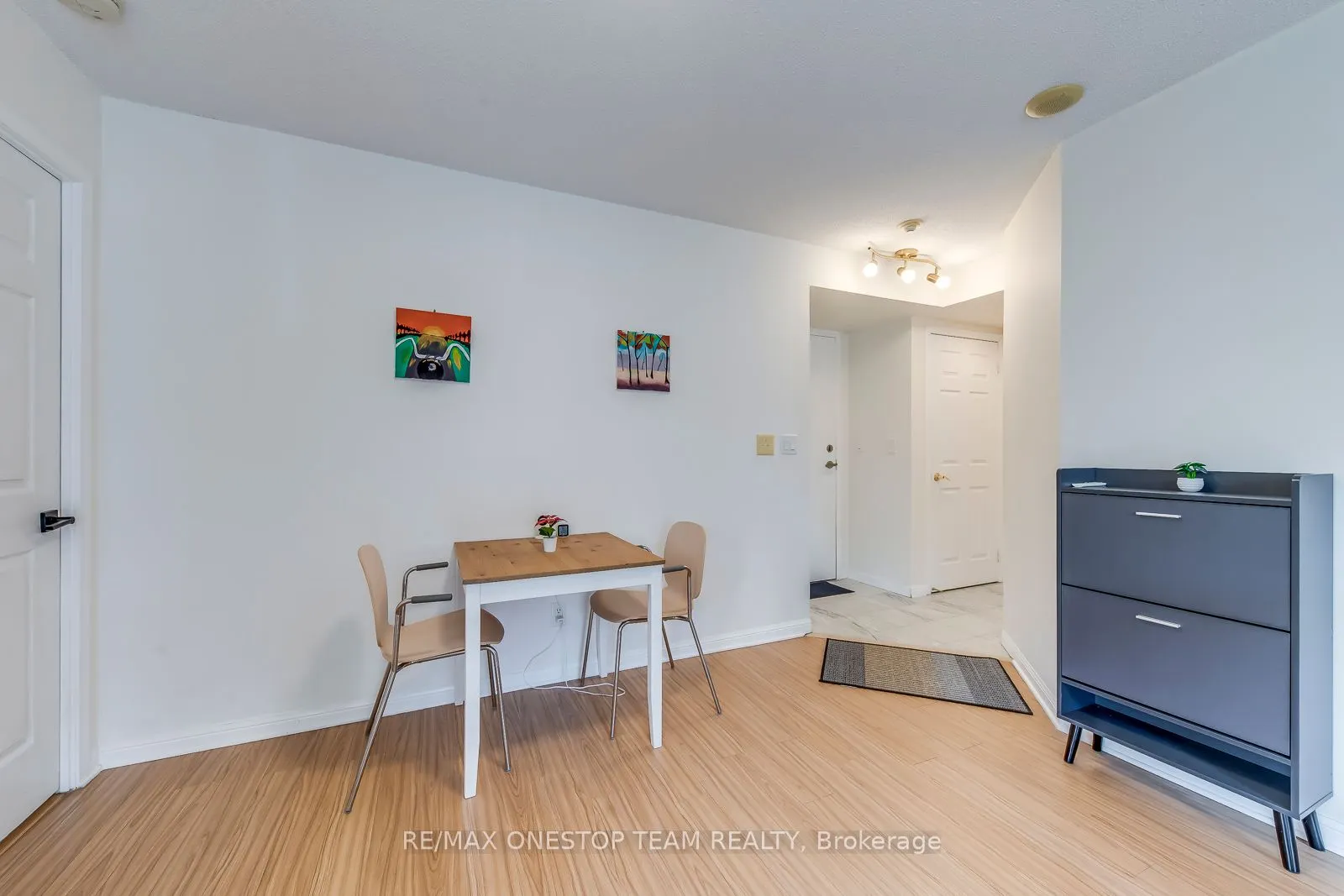 5940 Yonge Street, #303