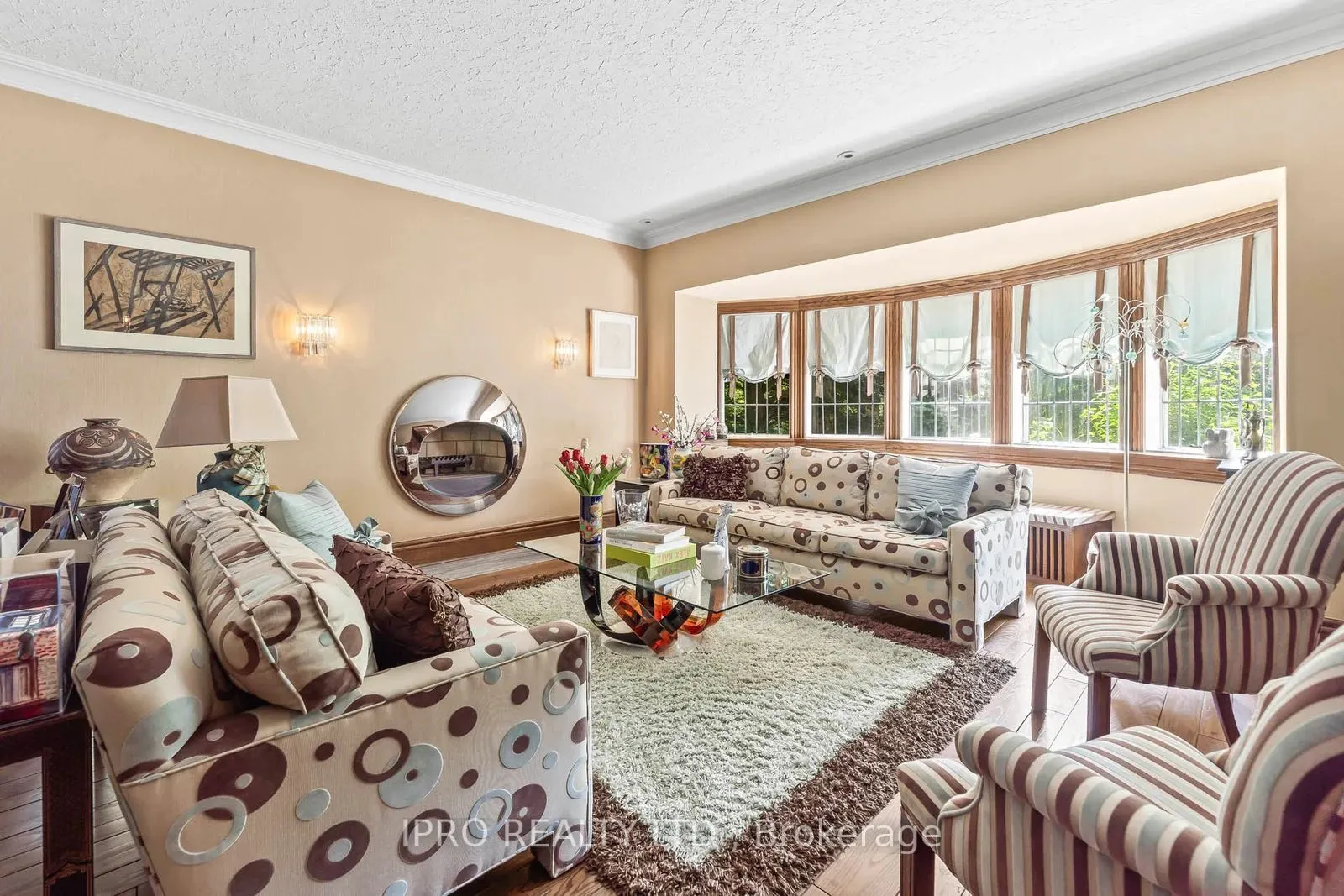 287 Russell Hill Road