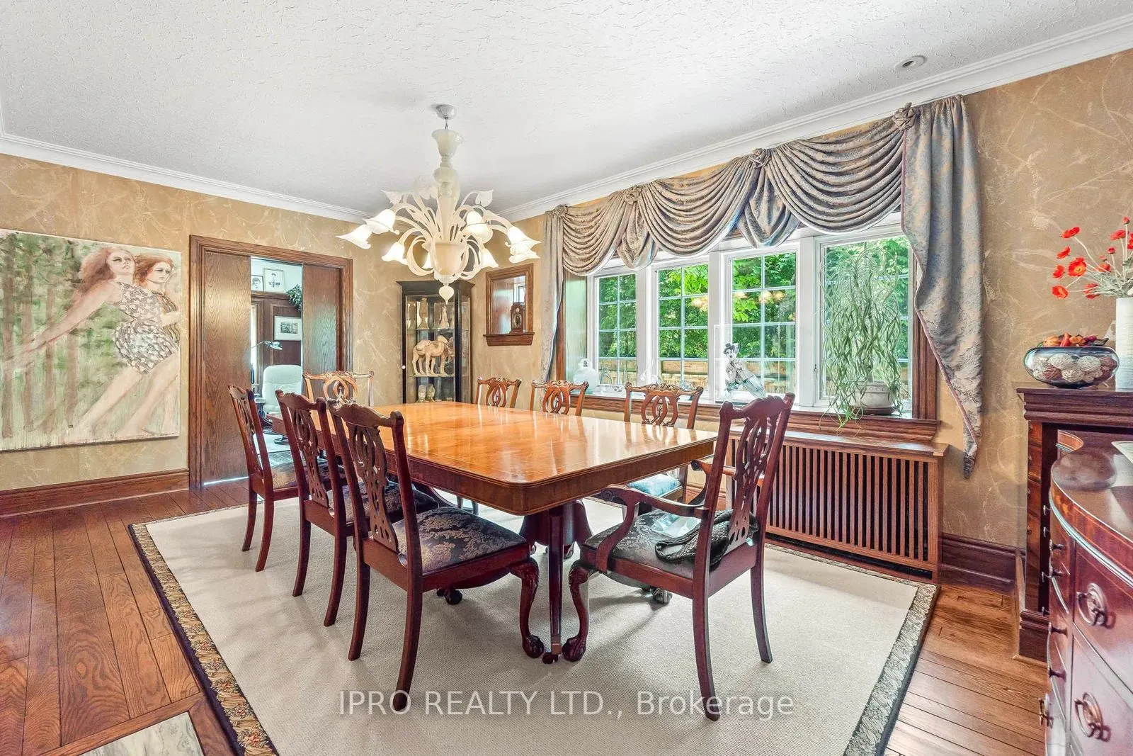 287 Russell Hill Road