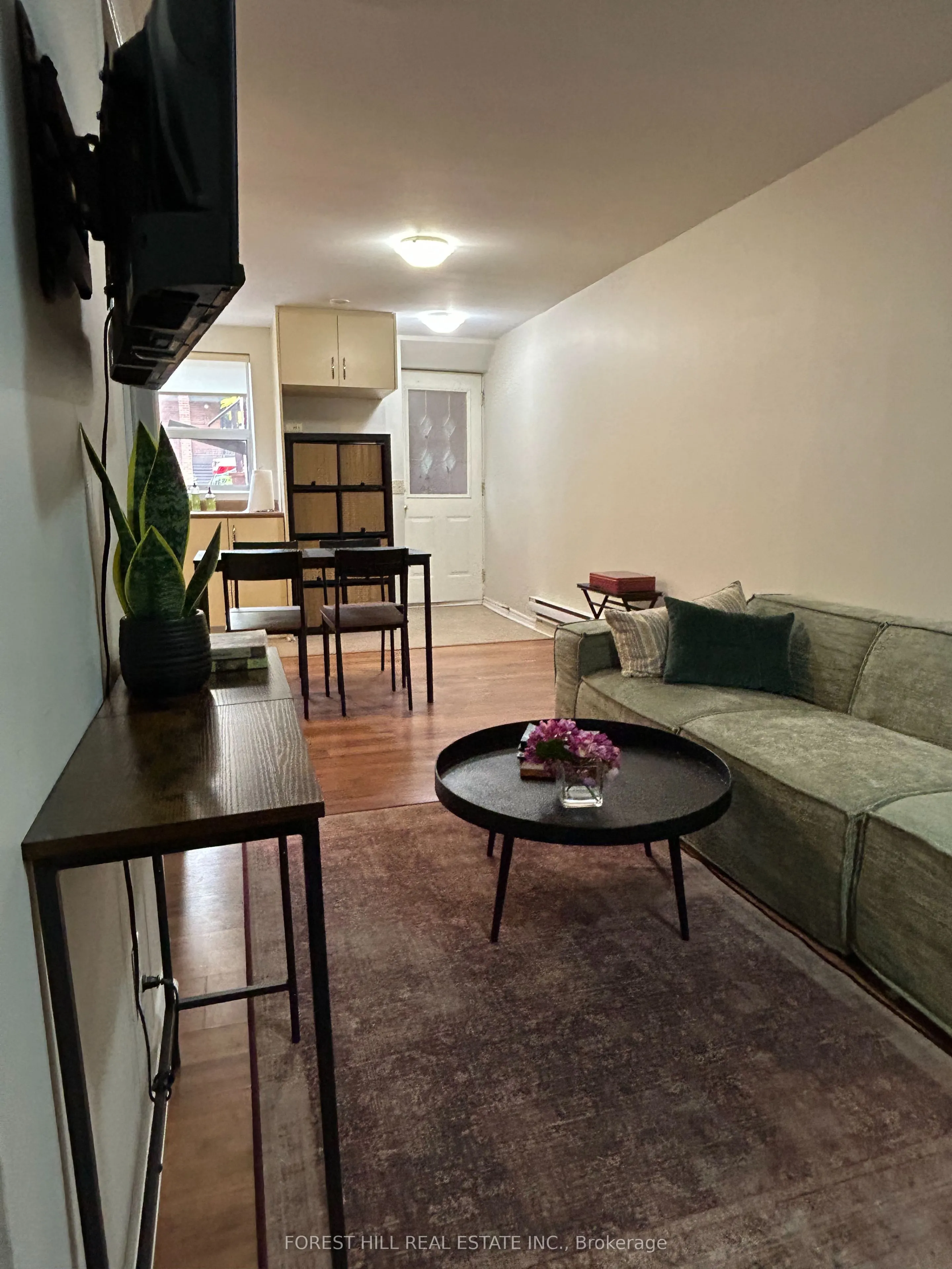 127 Summerhill Avenue, ##MAIN