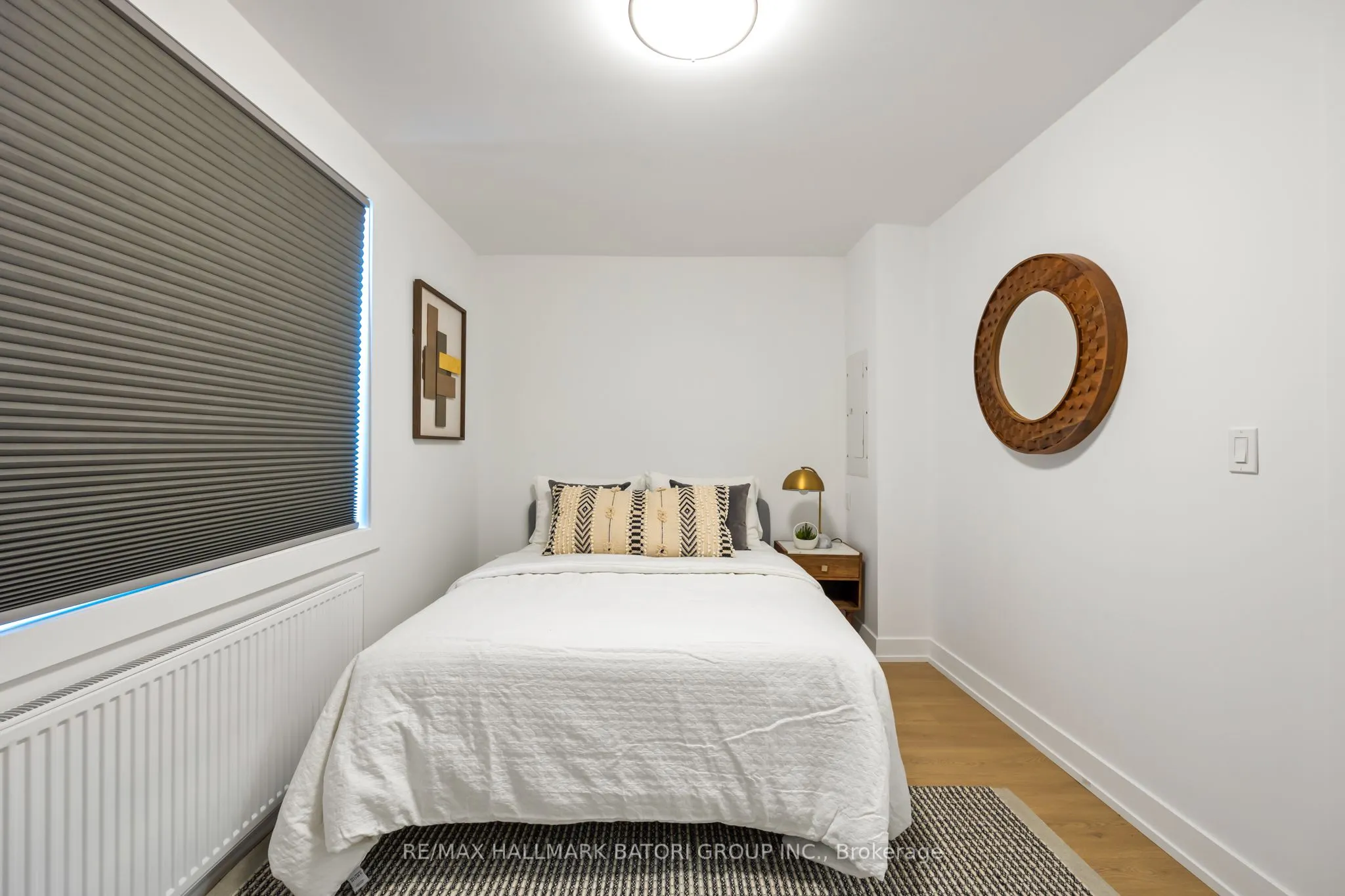 357 Eglinton Avenue W, #A
