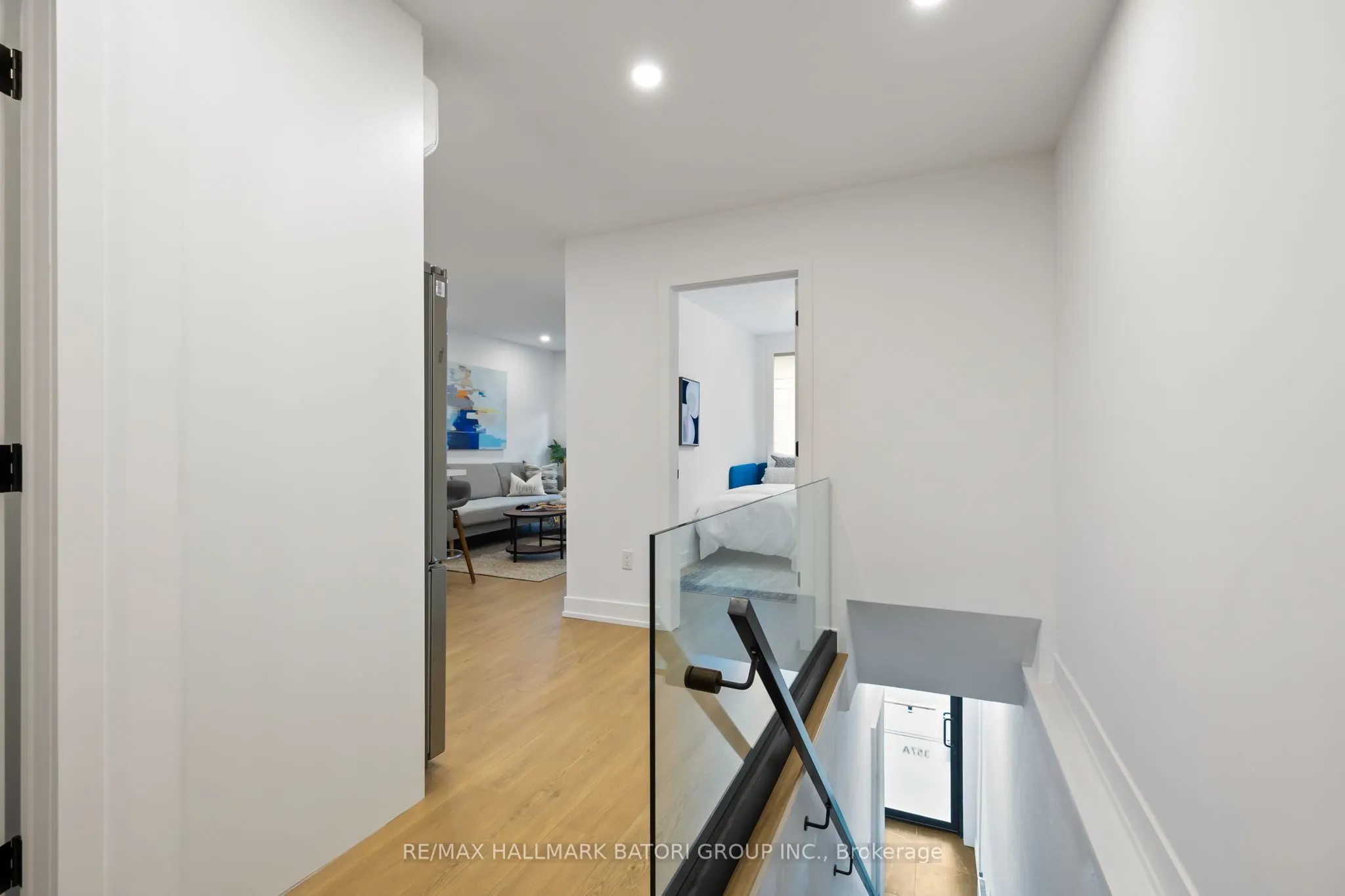 357 Eglinton Avenue W, #A