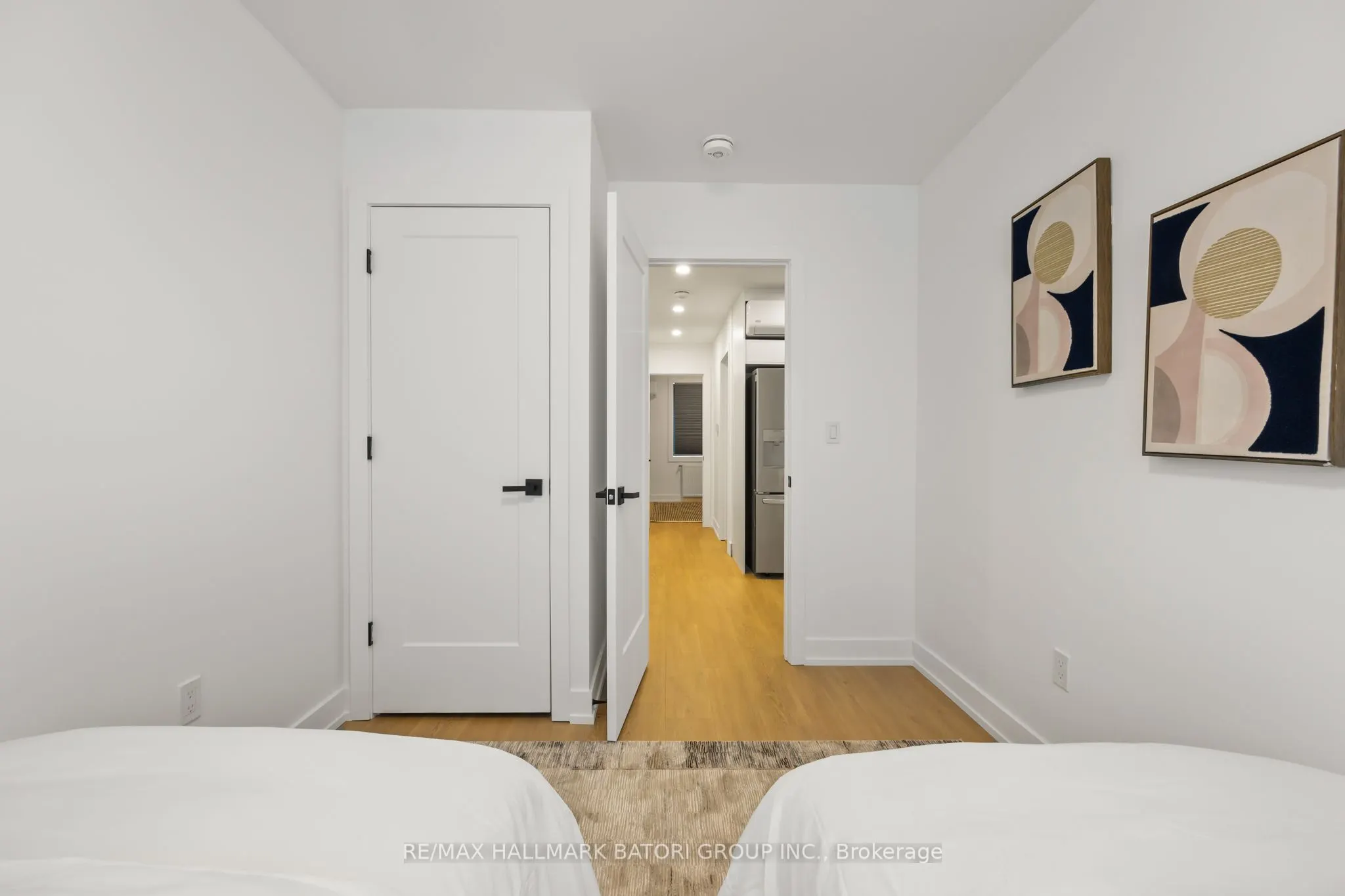357 Eglinton Avenue W, #A