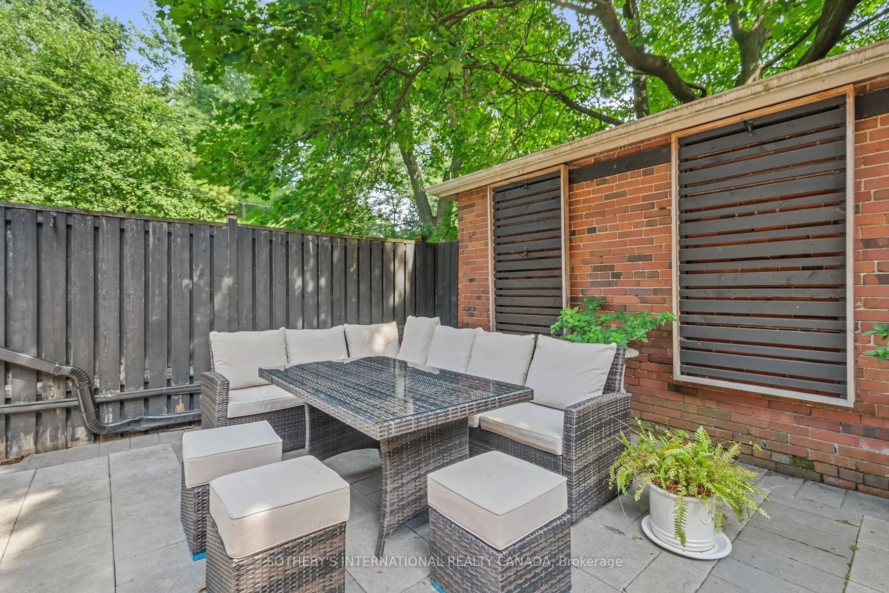 89 Whitehall Road, #Main Lv