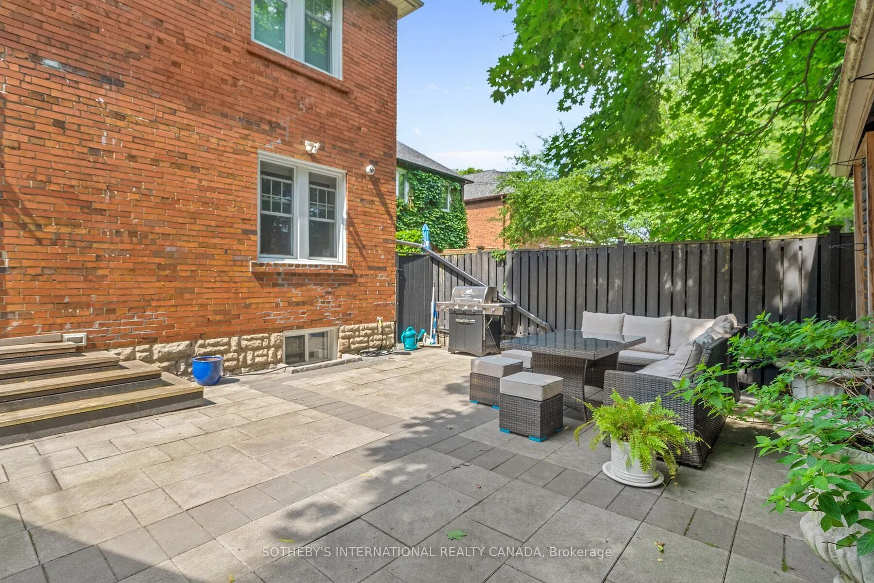 89 Whitehall Road, #Main Lv