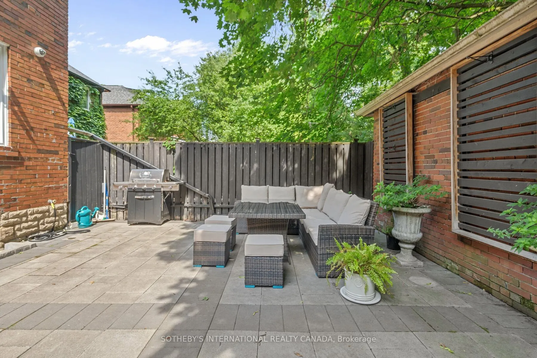 89 Whitehall Road, #Main Lv