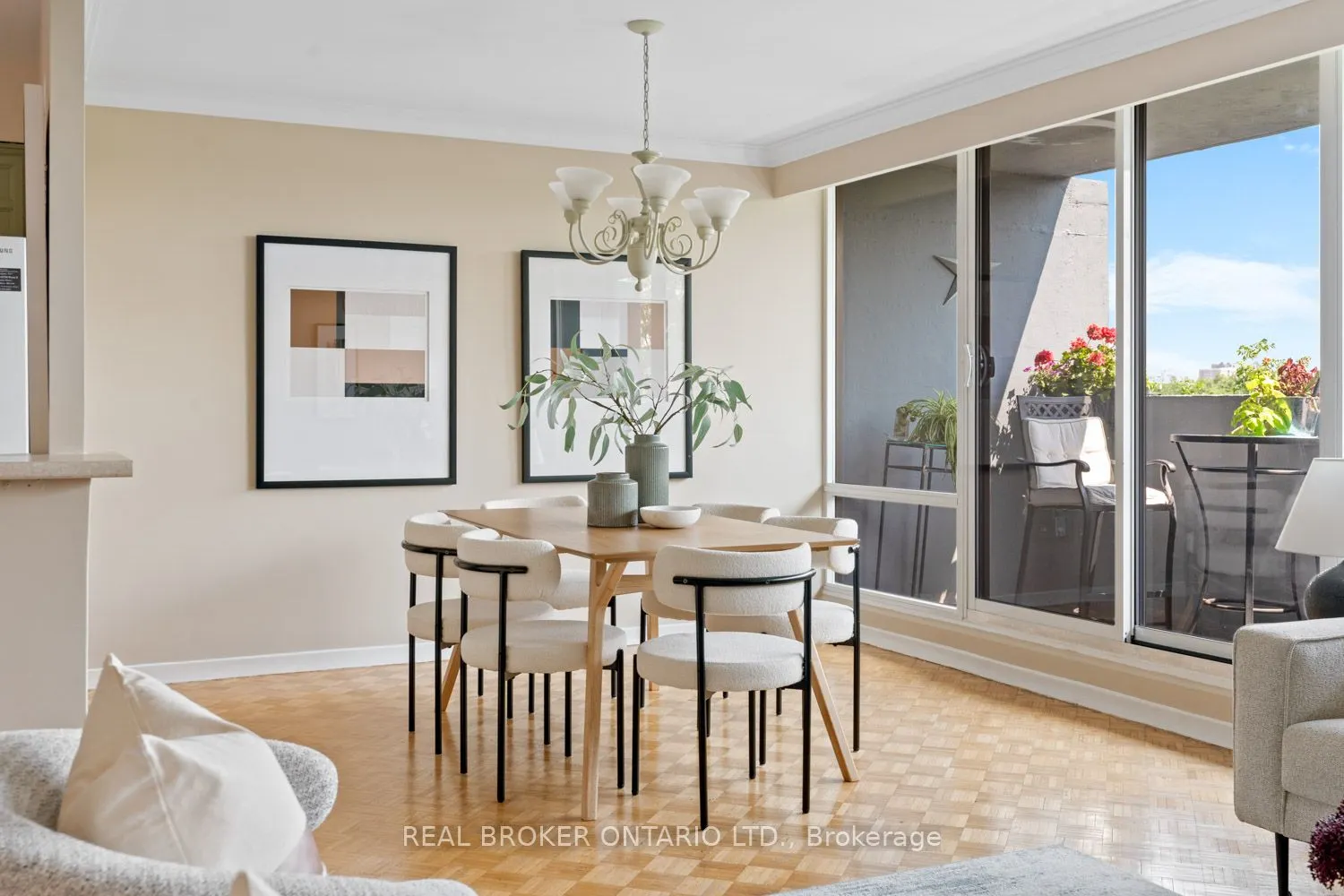 3555 Bathurst Street, #605