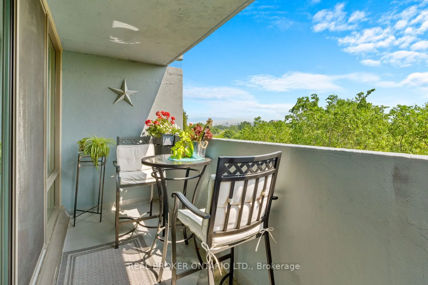3555 Bathurst Street, #605