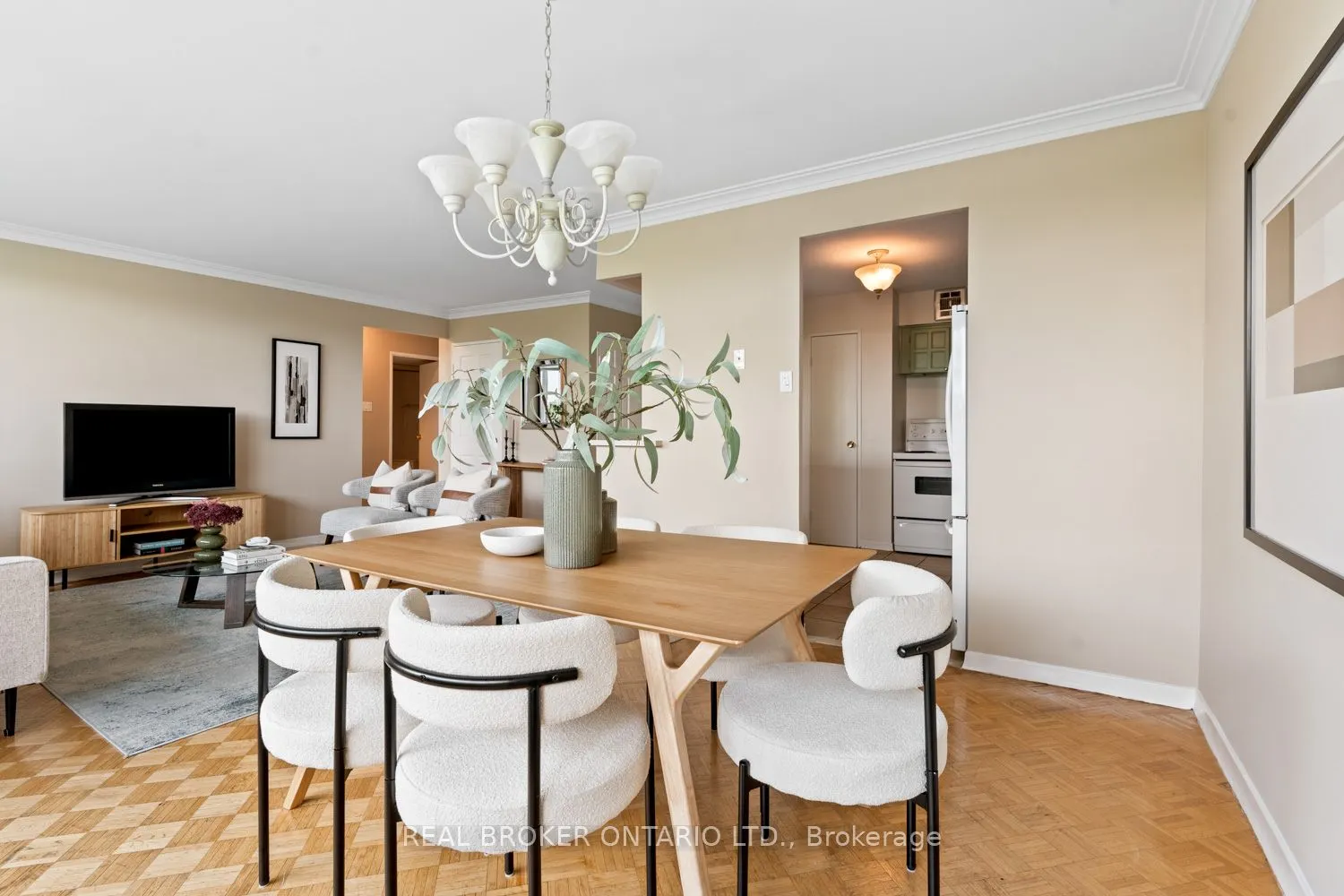 3555 Bathurst Street, #605